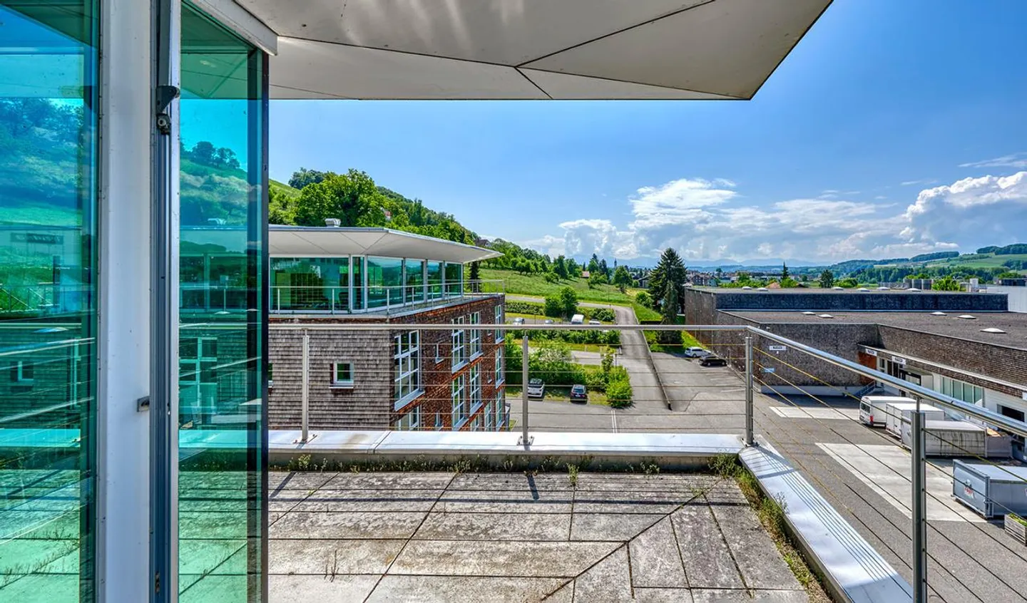 Bâtiments de bureaux de haute qualité avec potentiel d'extension - Photo 8 sur 10