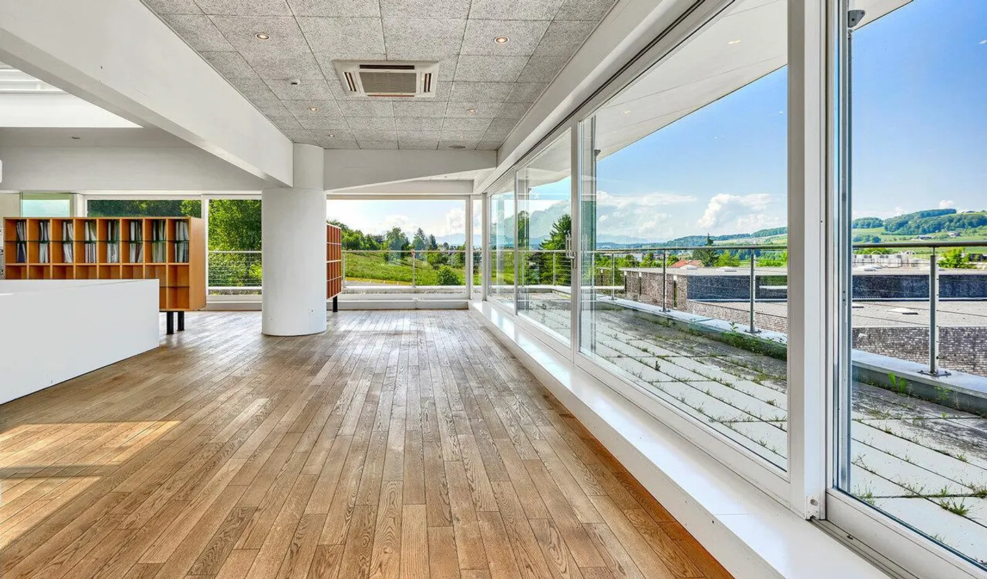 Bâtiments de bureaux de haute qualité avec potentiel d'extension - Photo 5 sur 10