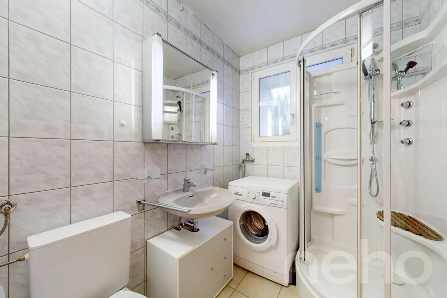 Schöne 3,5-Zimmer-Wohnung in ruhiger Lage in La Tour-de-Peilz - Foto 9 von 10