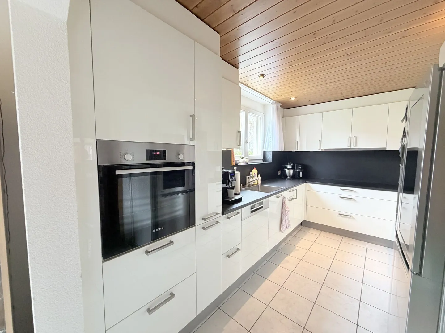 Geräumiges Doppeleinfamilienhaus mit Wintergarten - Foto 7 von 15