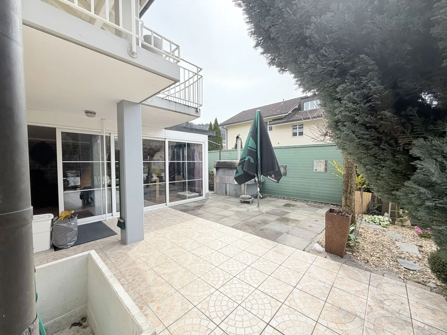 Geräumiges Doppeleinfamilienhaus mit Wintergarten - Foto 12 von 15