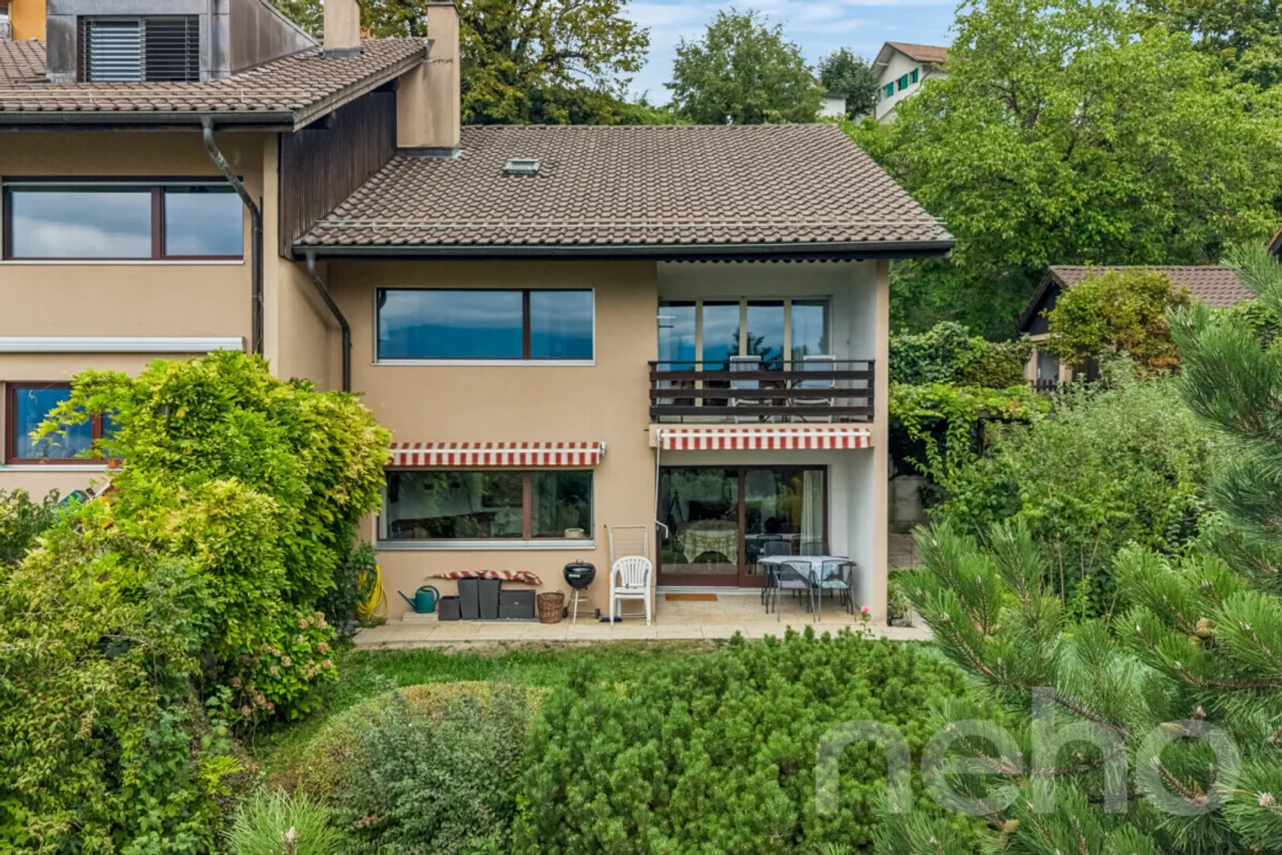 Einfamilienhaus mit Seeblick - Foto 1 von 12