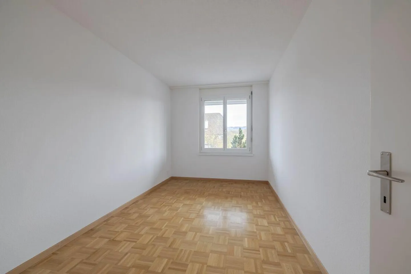 Frisch renovierte Wohnung mit grosser Terrasse im Herzen von Bremgarten BE - Foto 6 von 9