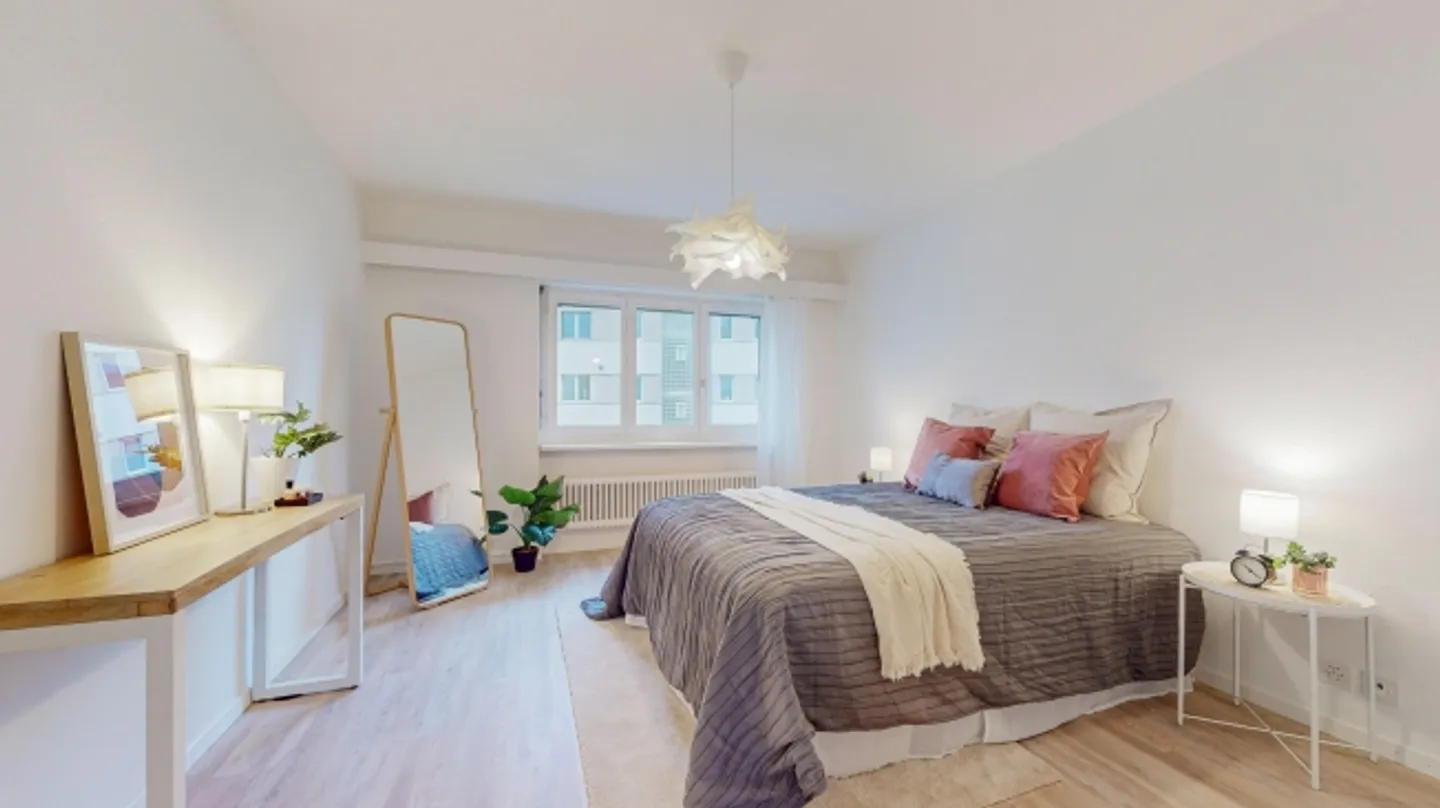 «FRISCH RENOVIERTE STADTWOHNUNG MIT ZWEI BALKONEN» - Foto 5 von 8