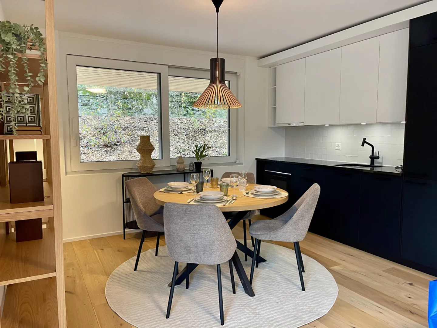 Elegante möblierte Wohnung von hoher Qualität - Foto 2 von 10