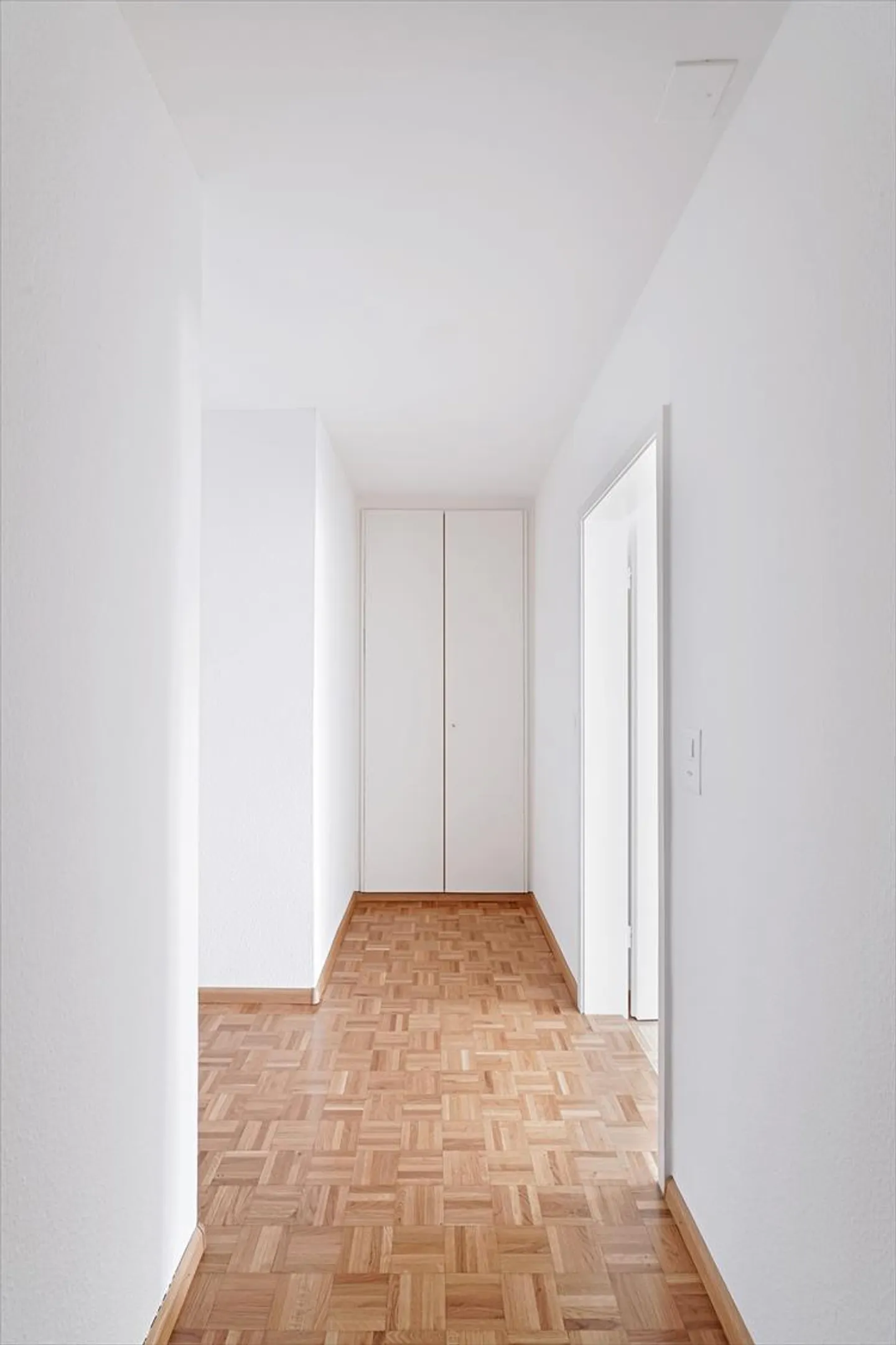 Modern 3-room apartment near Eglisee and train station! - Photo 7 of 8