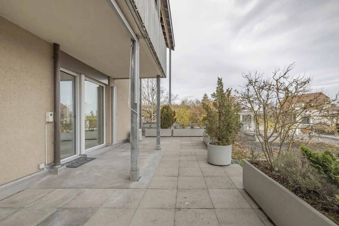 Frisch renovierte Wohnung mit grosser Terrasse im Herzen von Bremgarten BE - Foto 8 von 9
