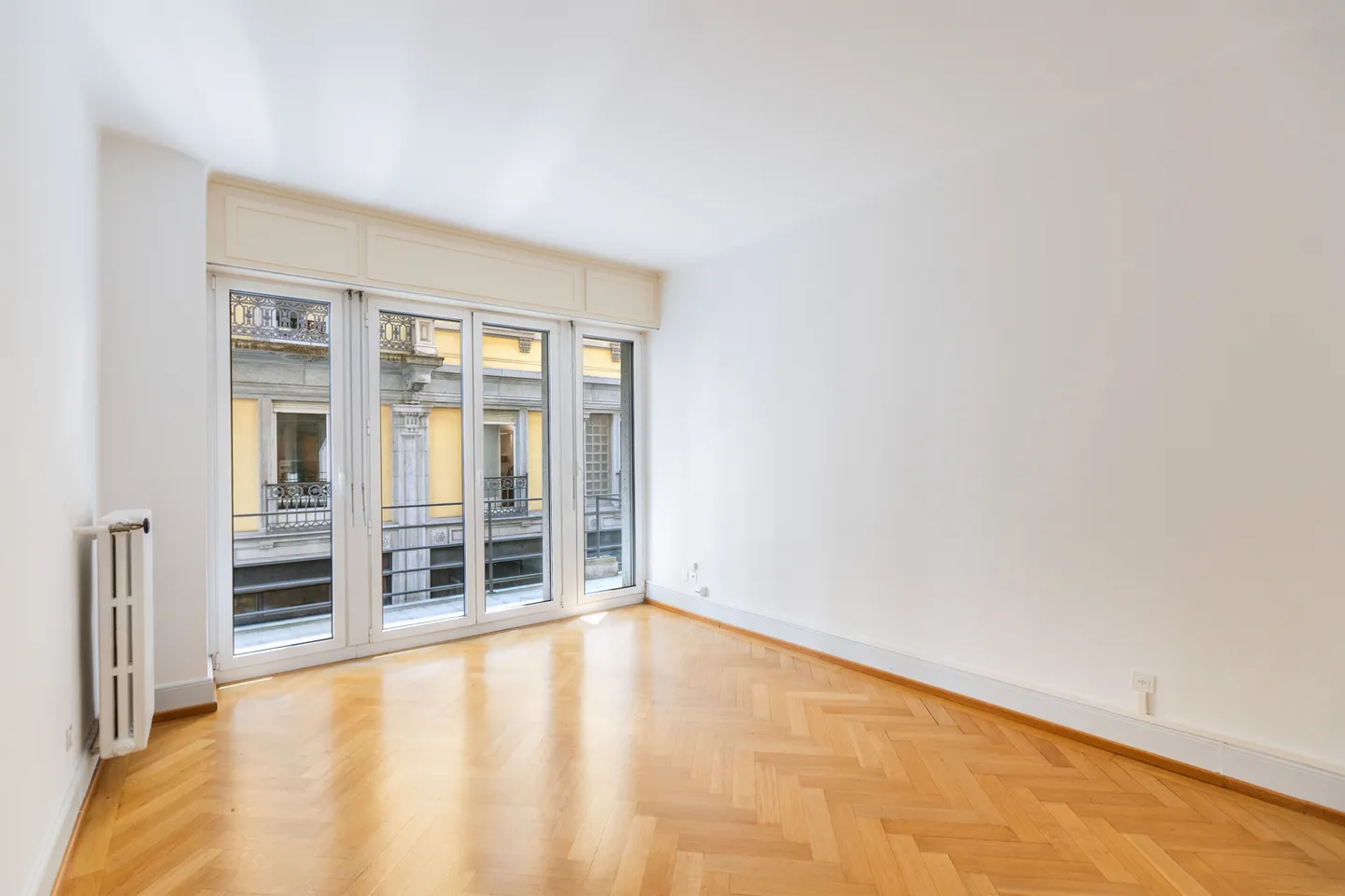 Office space for rent - Photo 4 of 9