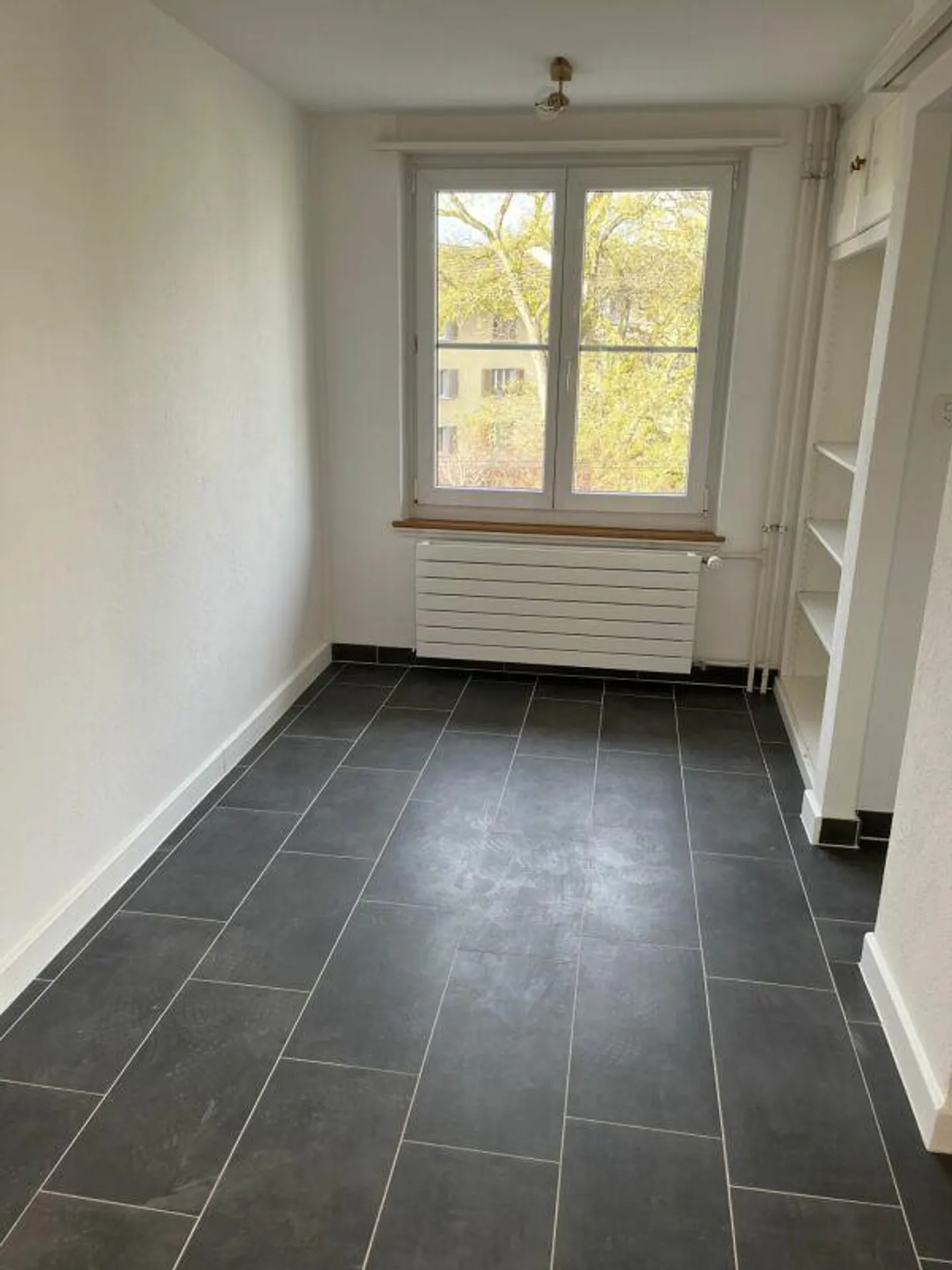 Appartamento 3.5 locali appena ristrutturato con grande balcone - Foto 4 di 11