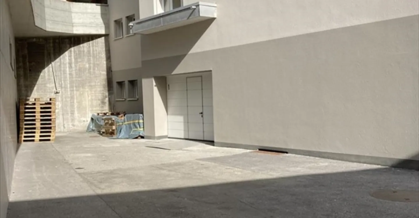 Spacious Storage Space in Fribourg - Photo 1 of 4