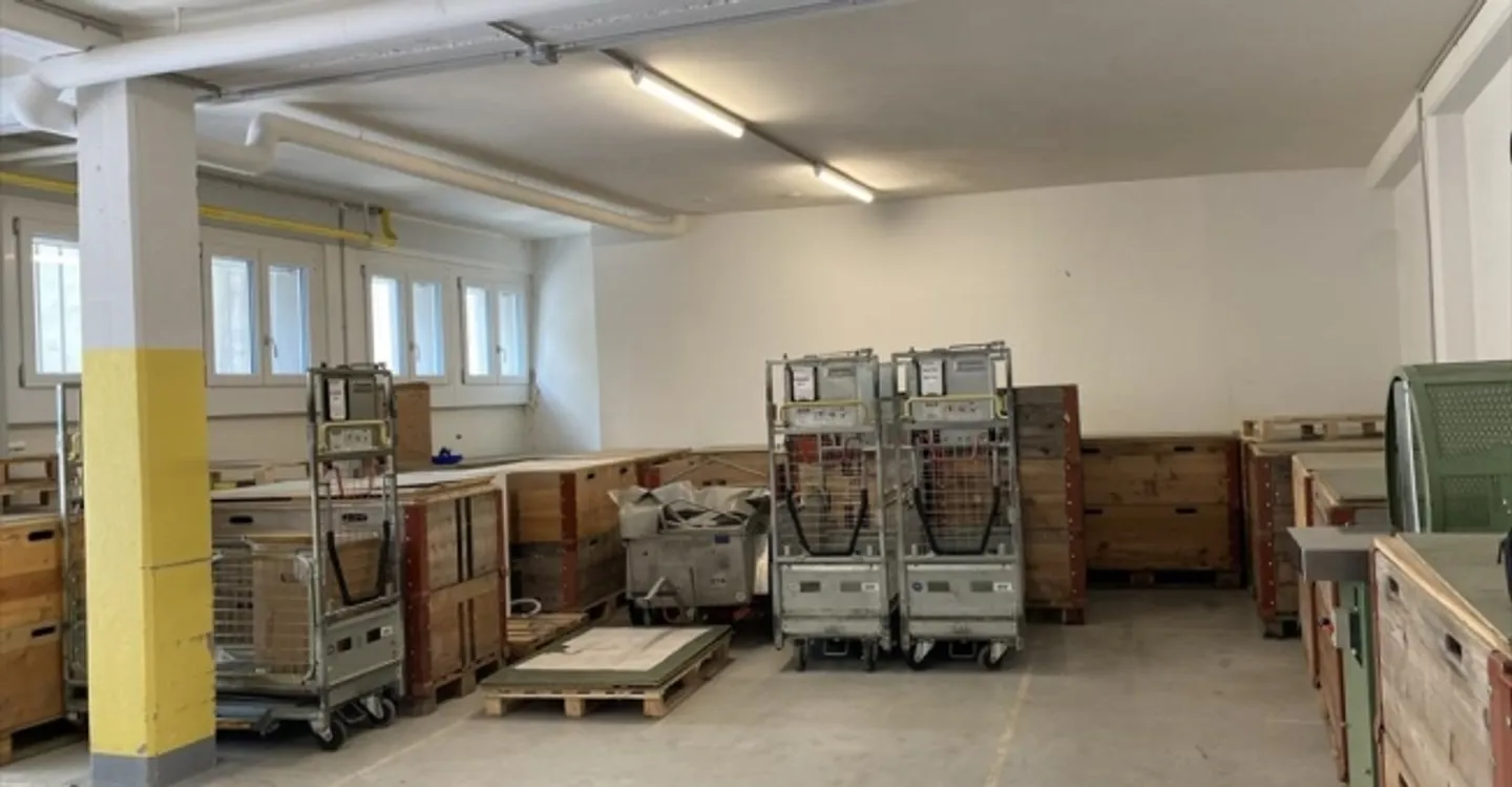 Spacious Storage Space in Fribourg - Photo 2 of 4