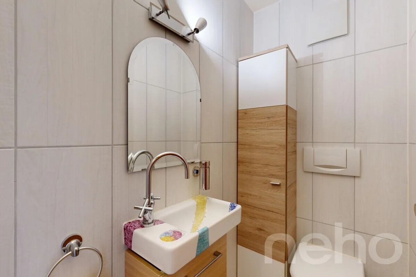 Elegante attico mansardato 4.5 locali, tranquillo e luminoso a Choulex - Foto 11 di 13