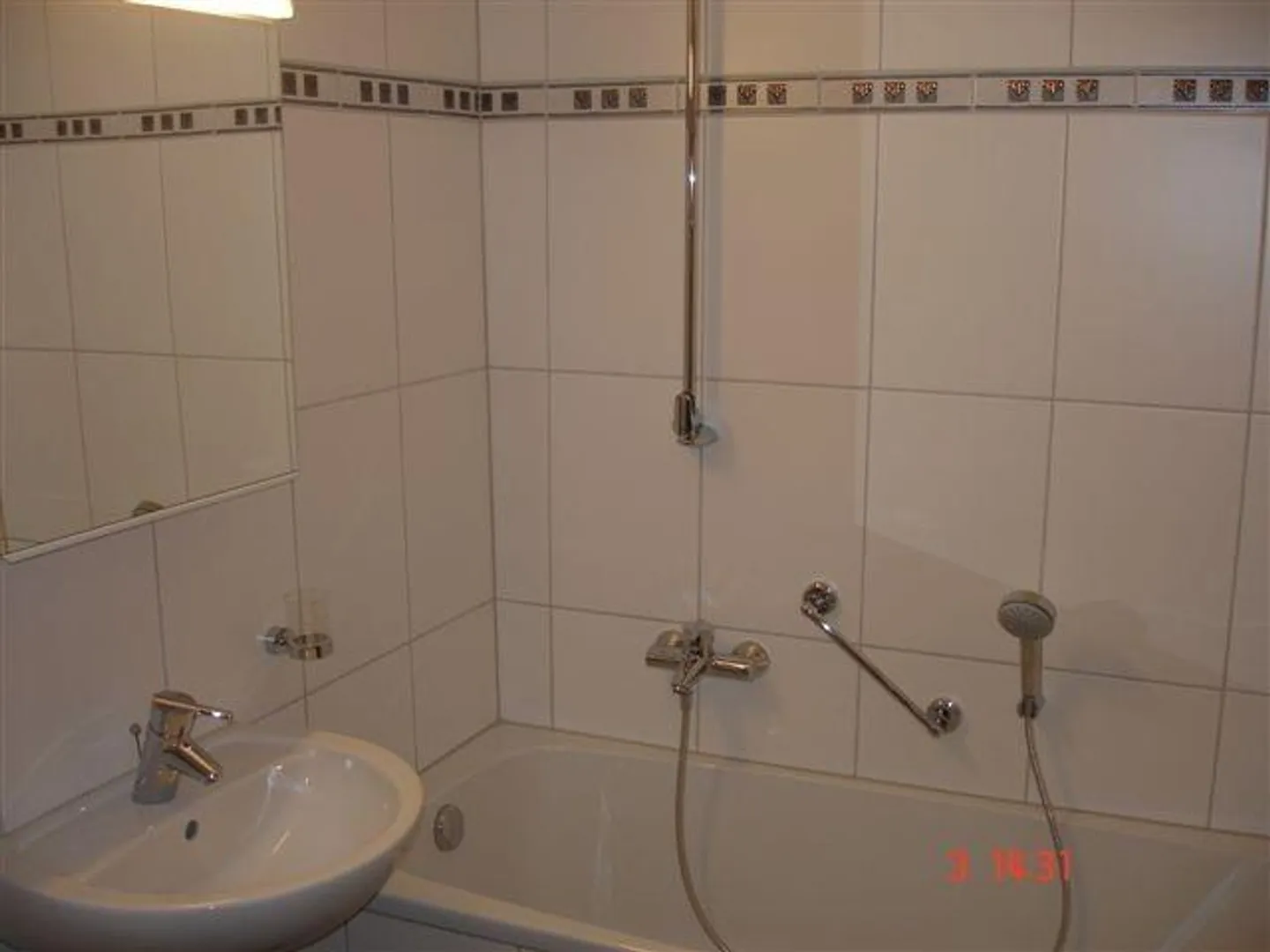Grand et moderne appartement de 3 pièces - Photo 4 sur 6