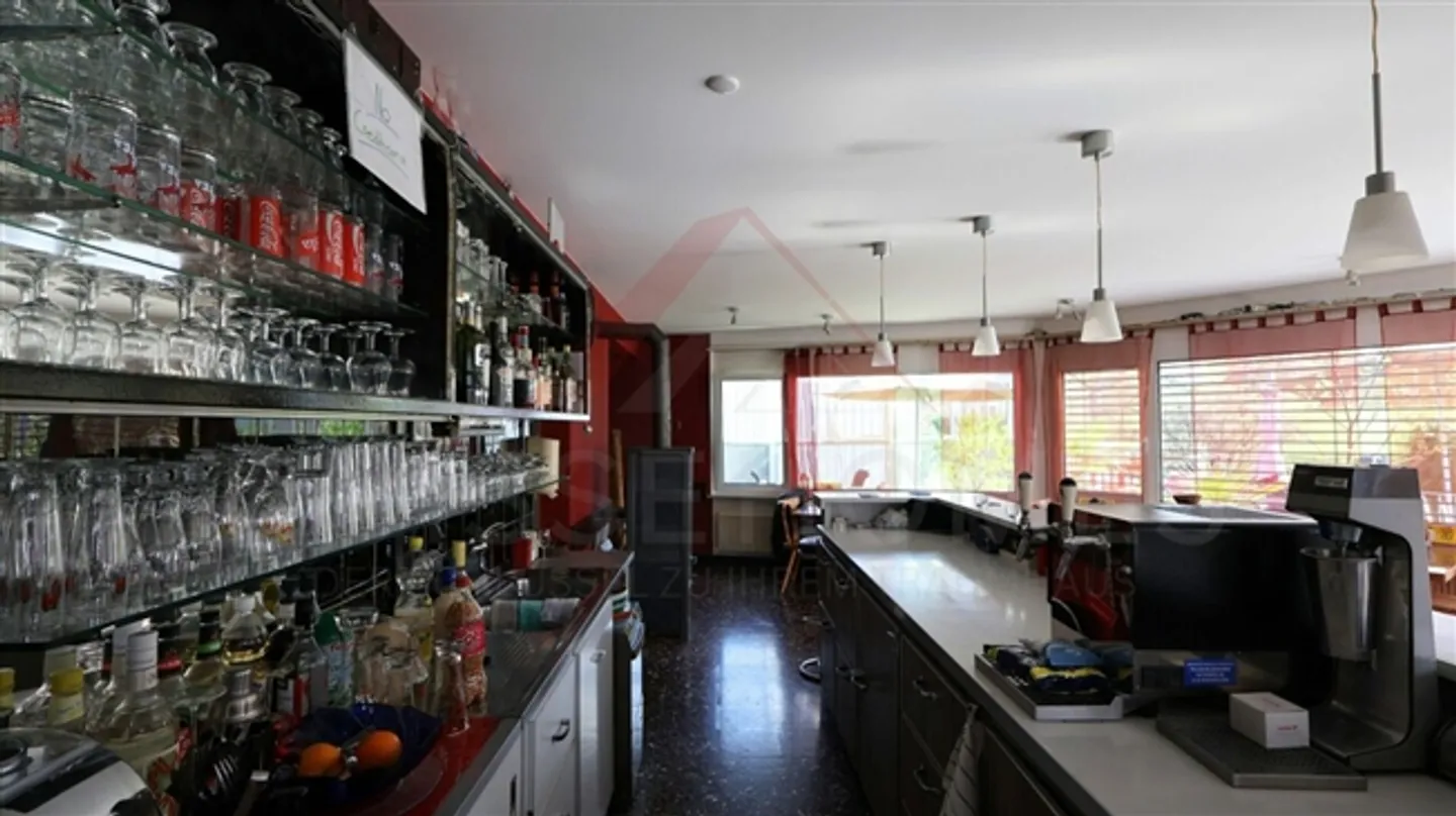 Propriété résidentielle et commerciale à Fahy (JU) - Charme et potentiel pour vivre et travailler au même endroit - Photo 2 sur 20