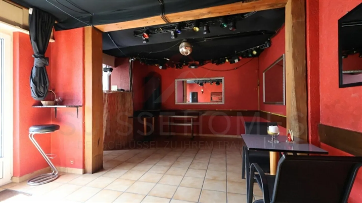 Propriété résidentielle et commerciale à Fahy (JU) - Charme et potentiel pour vivre et travailler au même endroit - Photo 5 sur 20