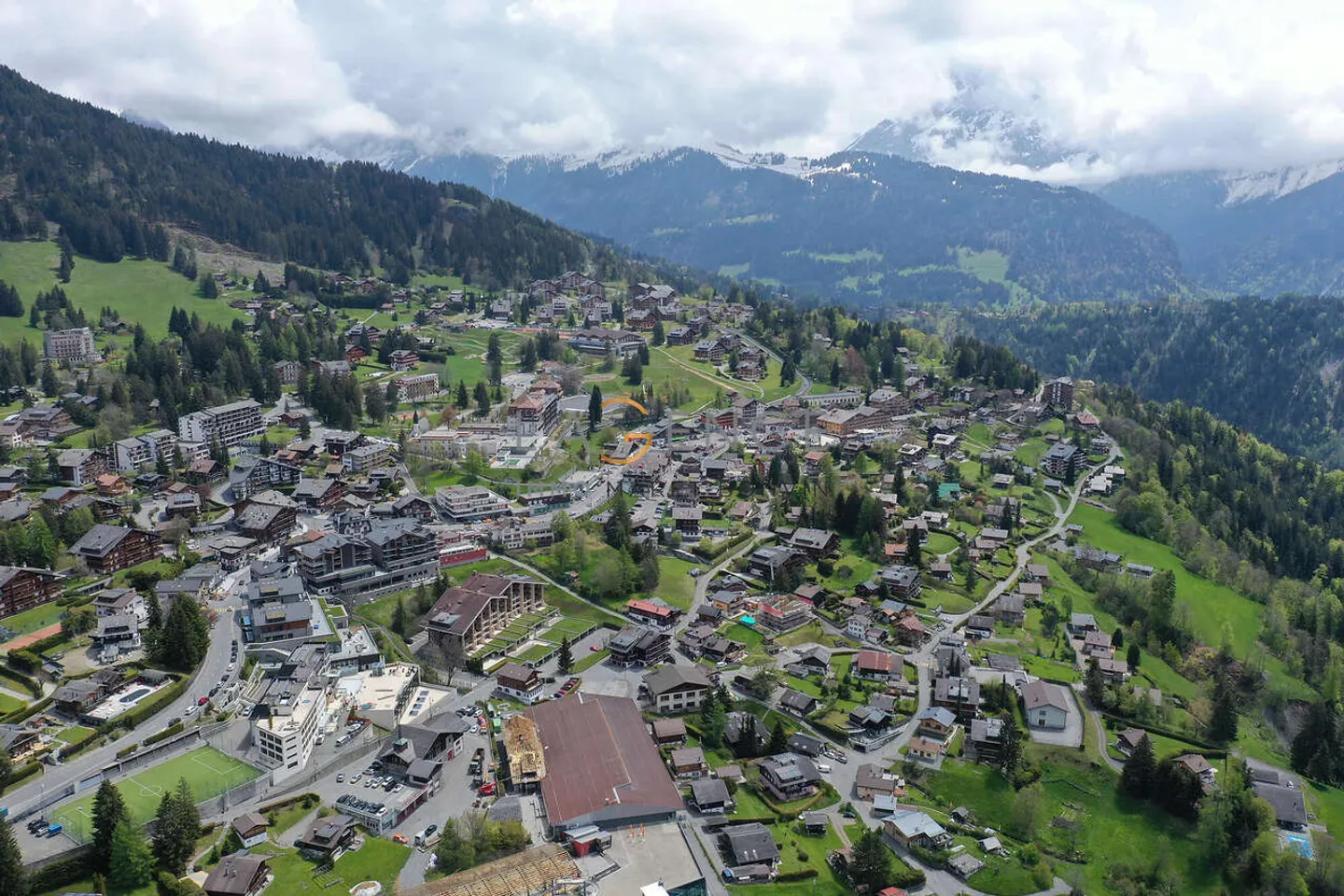Terreno con vista mozzafiato - Residenza secondaria consentita - Foto 1 di 4