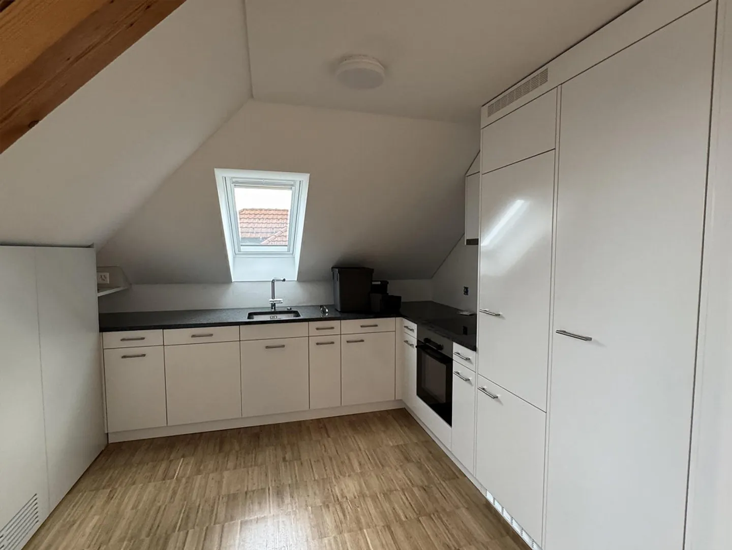 Prima locazione dopo ristrutturazione completa appartamento attico di 4,5 stanze con terrazza - Foto 5 di 13