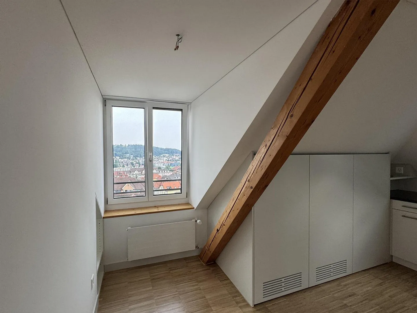 Prima locazione dopo ristrutturazione completa appartamento attico di 4,5 stanze con terrazza - Foto 6 di 13