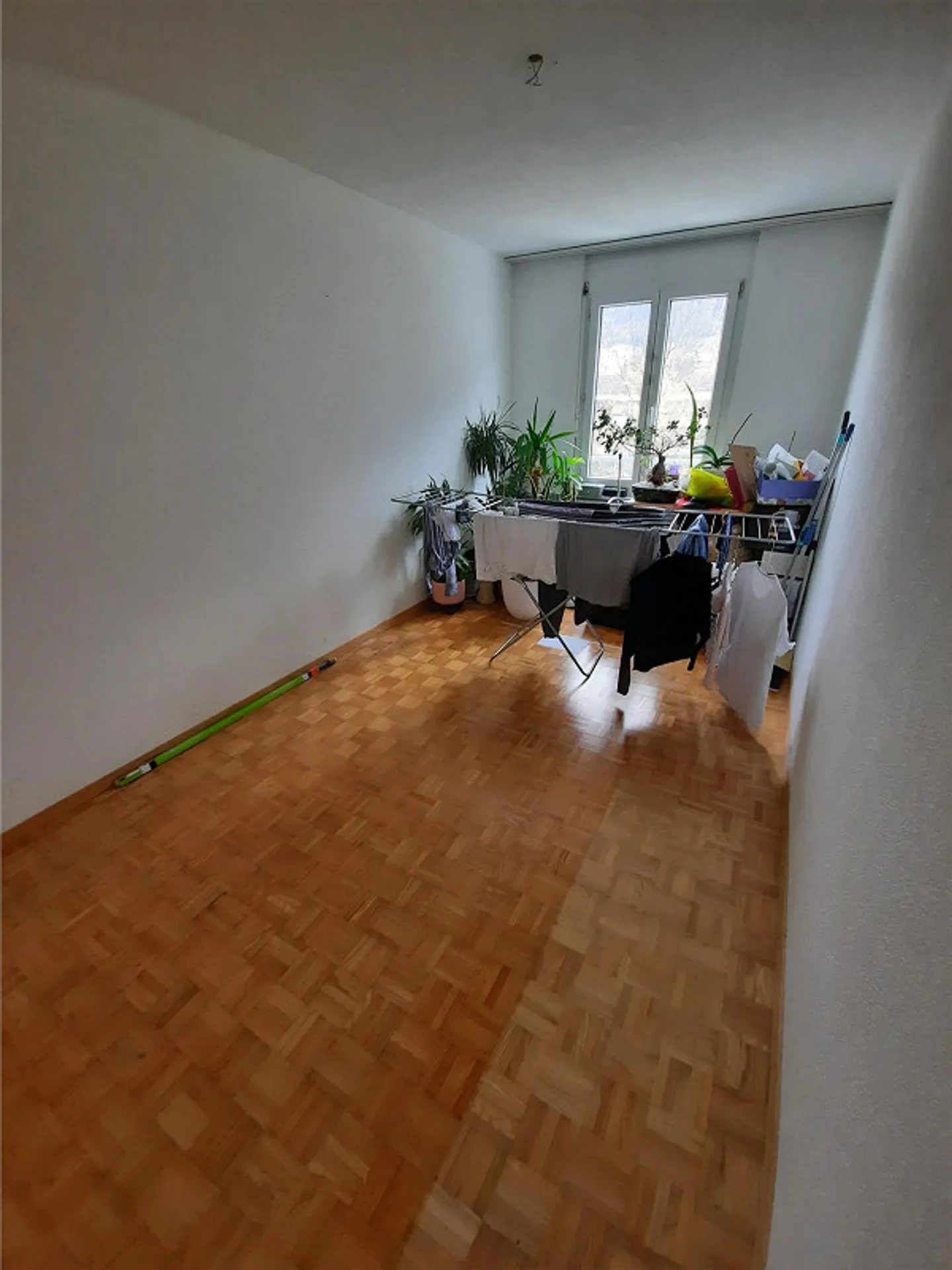 Bellissimo appartamento di 4,5 stanze in un quartiere adatto alle famiglie - Foto 6 di 8