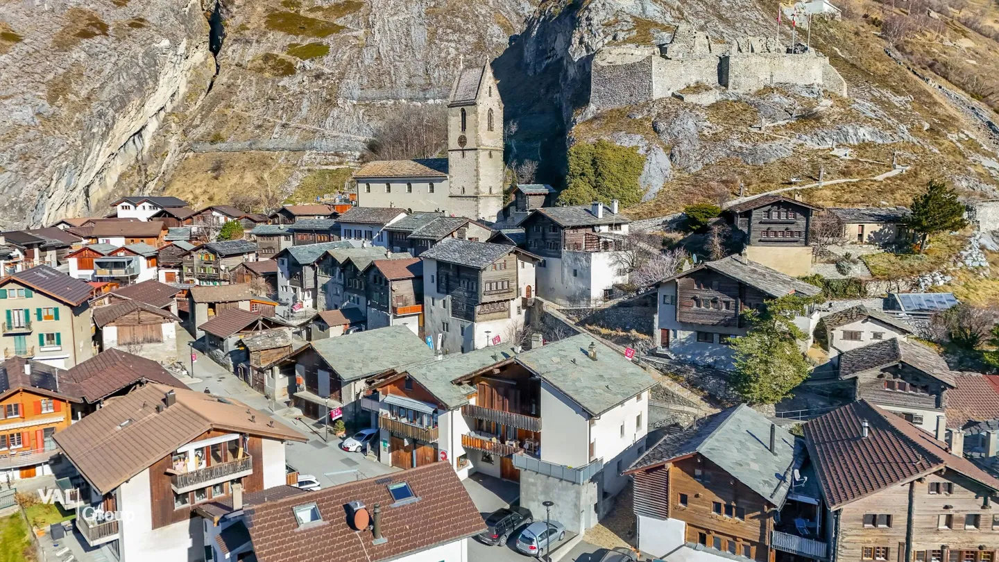 Wohnen wie ein Ritter, Familien-Maisonette mit Burgblick - Foto 1 von 22