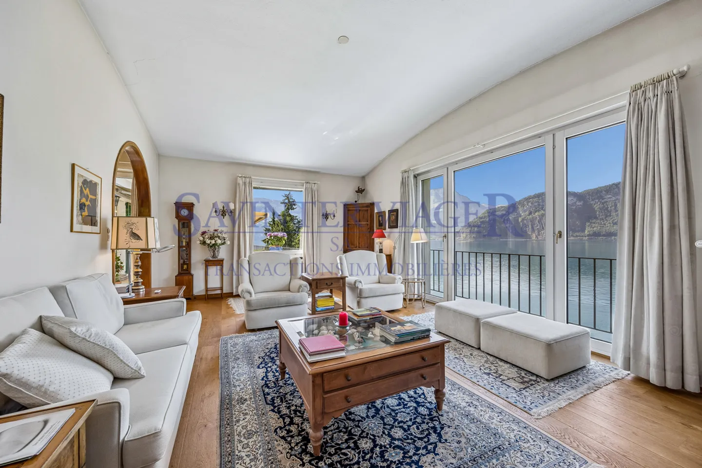 Proprietà eccezionale a Kastanienbaum. Vitalizio. - Foto 2 di 29