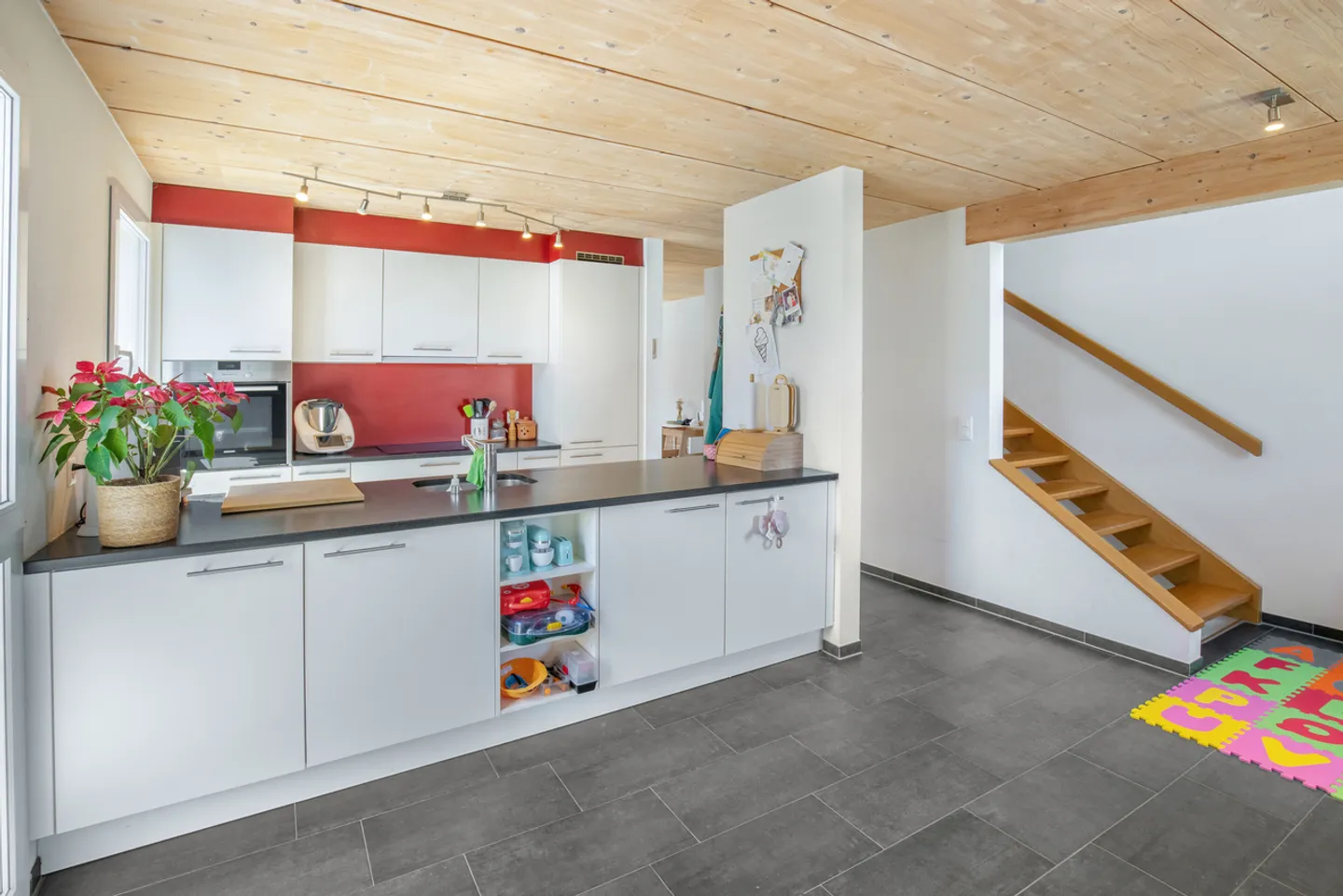 Payerne, in vendita, villa a schiera di 4.5 locali di 140 m2 con giardino - Foto 2 di 6