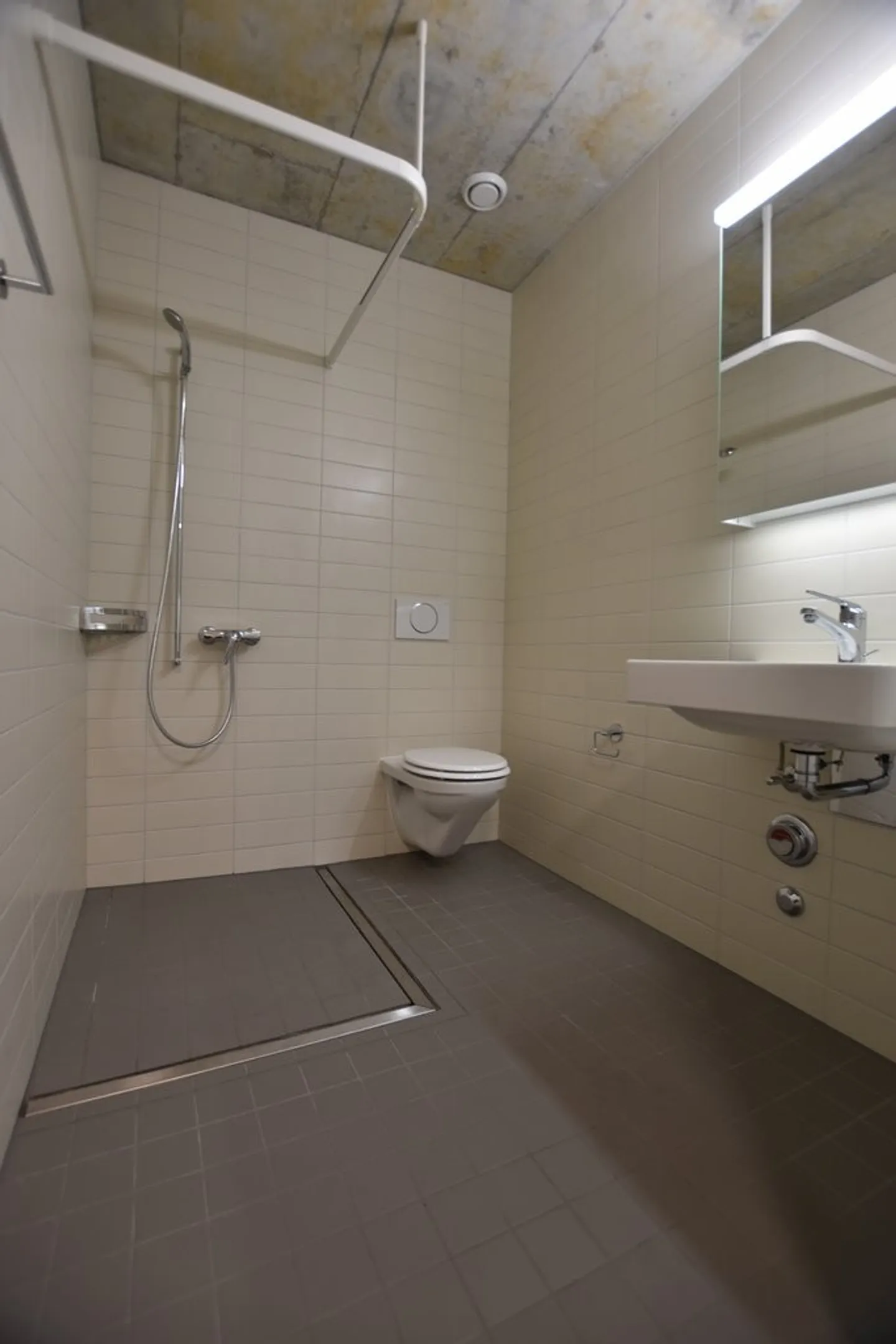 Appartement spacieux 4.5 pièces à Berne - Photo 4 sur 11