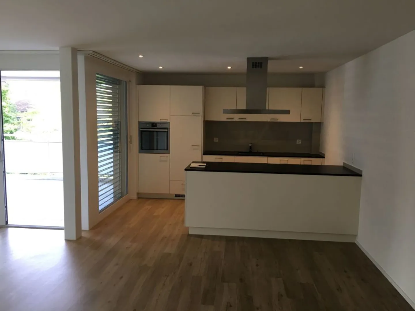 Zentrale 4.5 Zimmer Wohnung - Foto 3 von 13