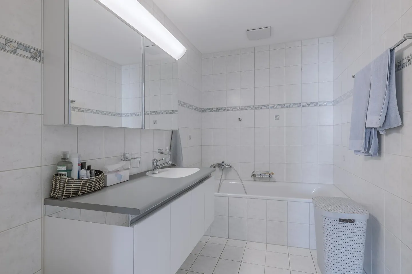Appartement attrayant de 4½ pièces avec grand balcon - Urtenen-Schönbühl - Photo 7 sur 11