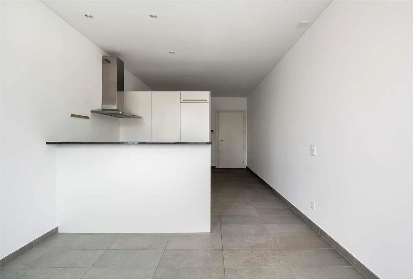Mendrisio: bright 2.5-room apartment on two levels in the historic center - Photo 4 of 9