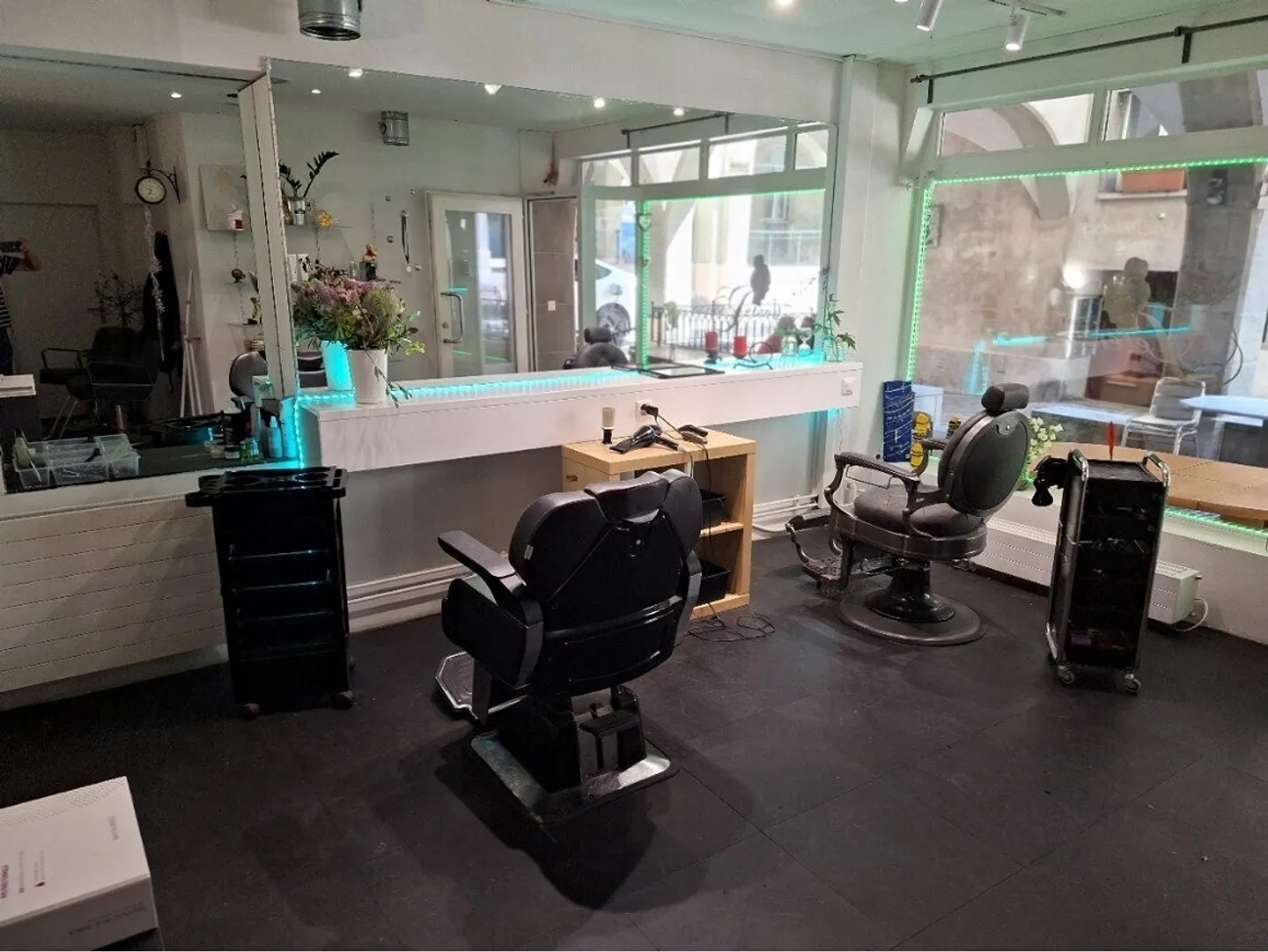 Espace commercial attrayant et polyvalent - Photo 2 sur 3