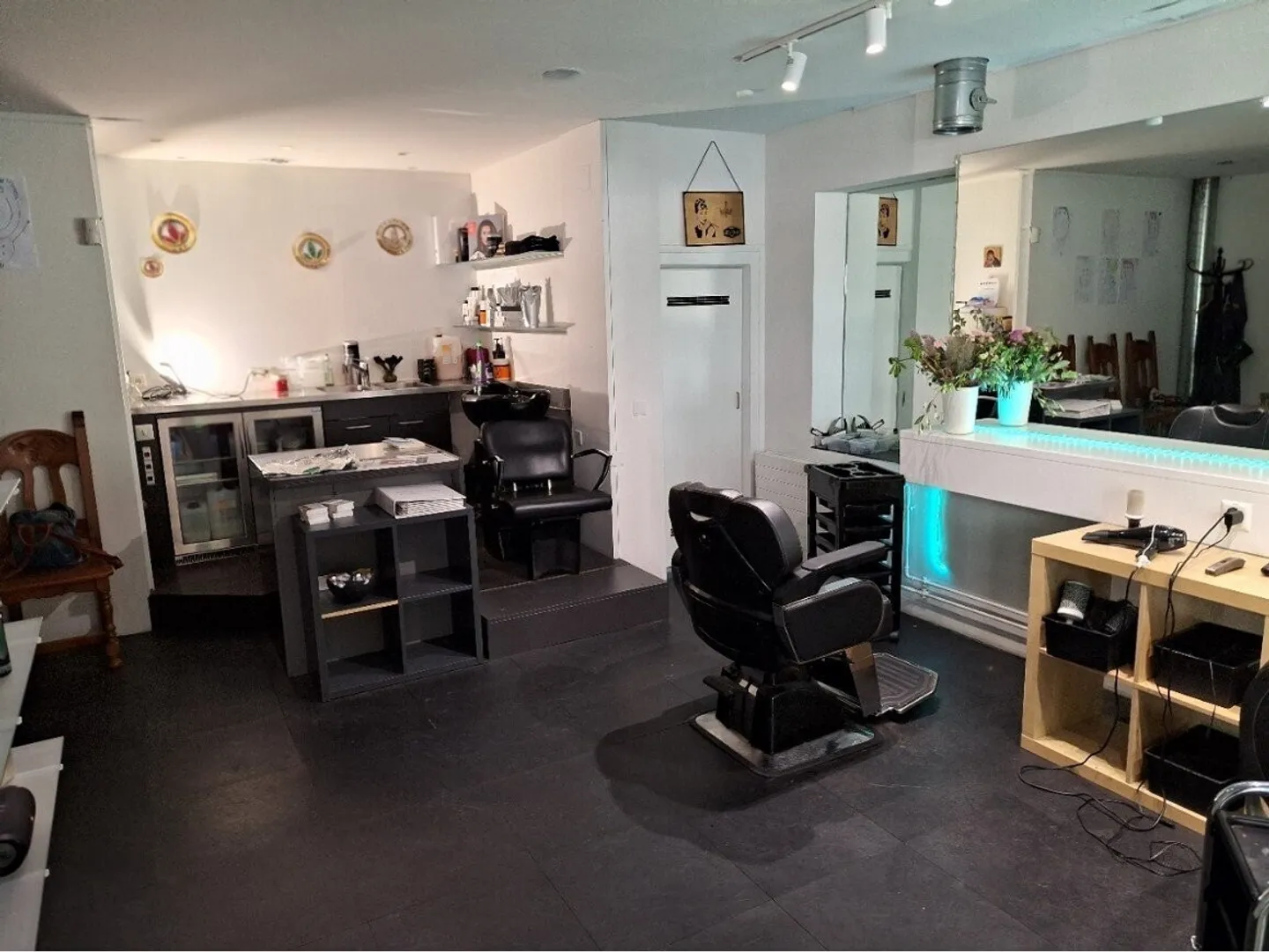 Espace commercial attrayant et polyvalent - Photo 3 sur 3