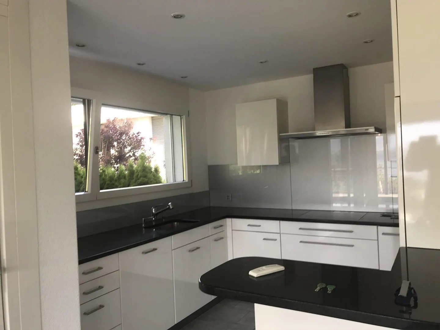 Exklusive 4.5-Zimmer Wohnung - Foto 10 von 11