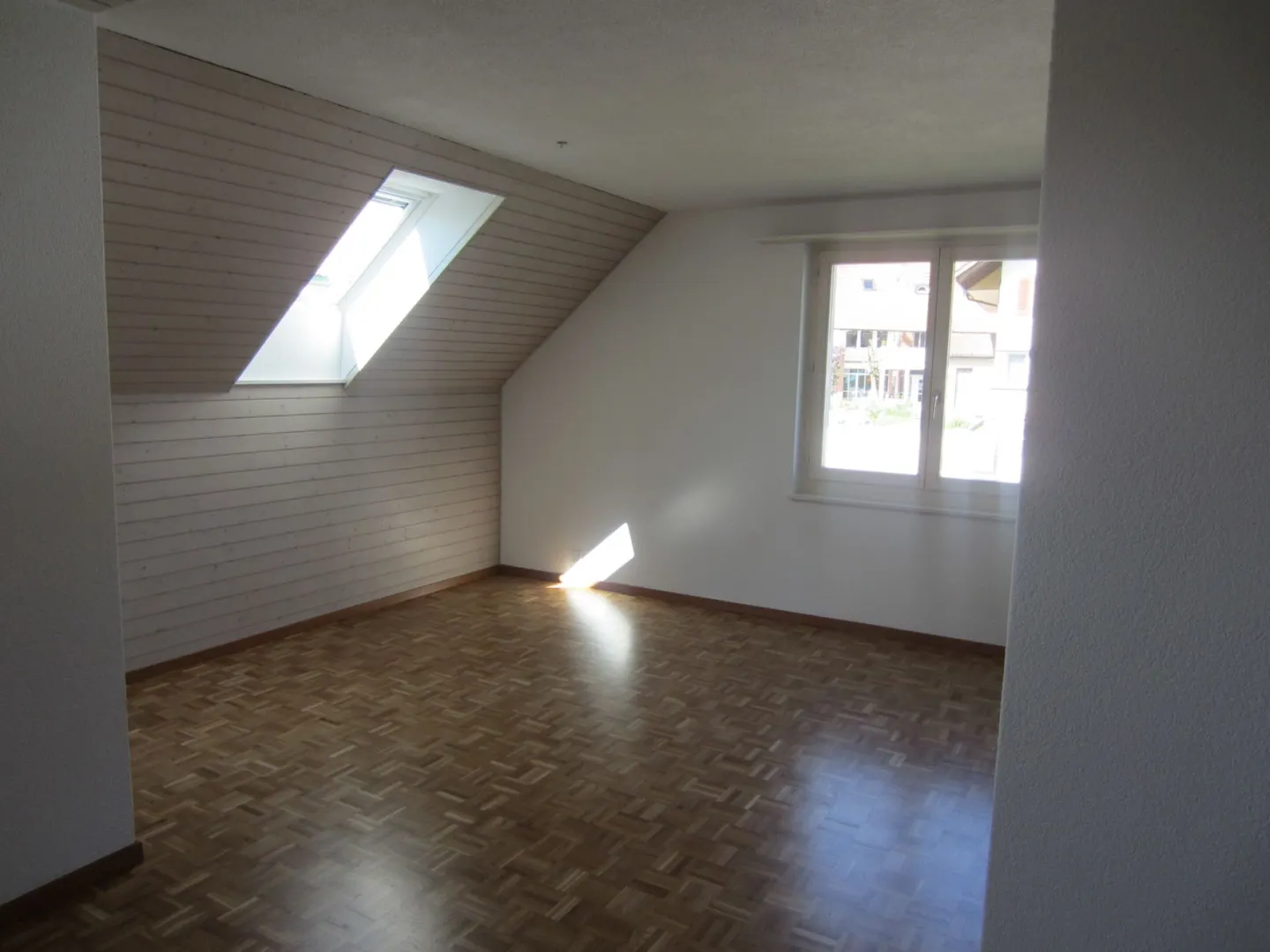 Belle appartement de 3.5 pièces avec vue sur les montagnes - Photo 4 sur 11