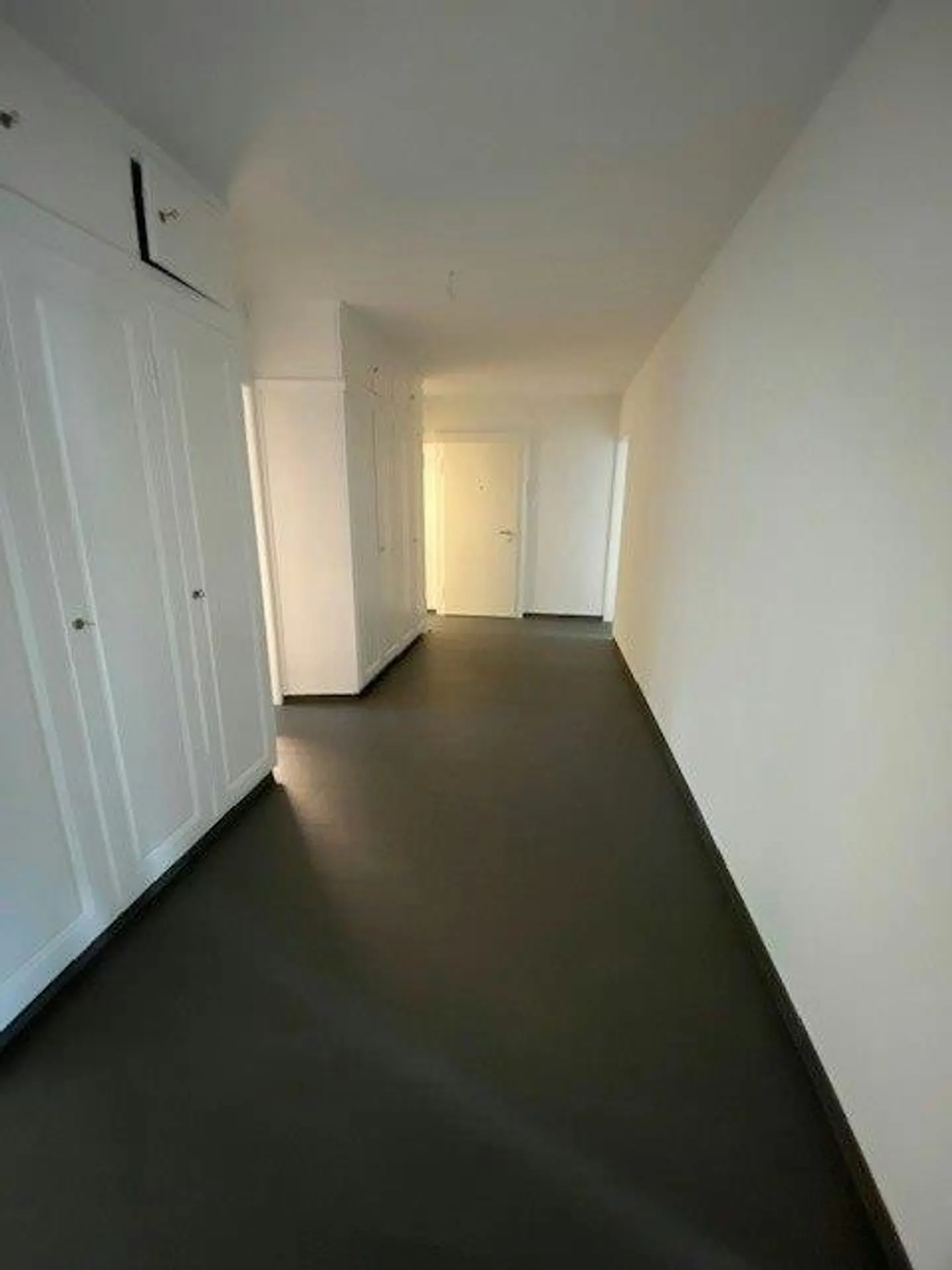 Appartamento 3.5 camere accogliente e spazioso in una posizione eccellente - Foto 5 di 8