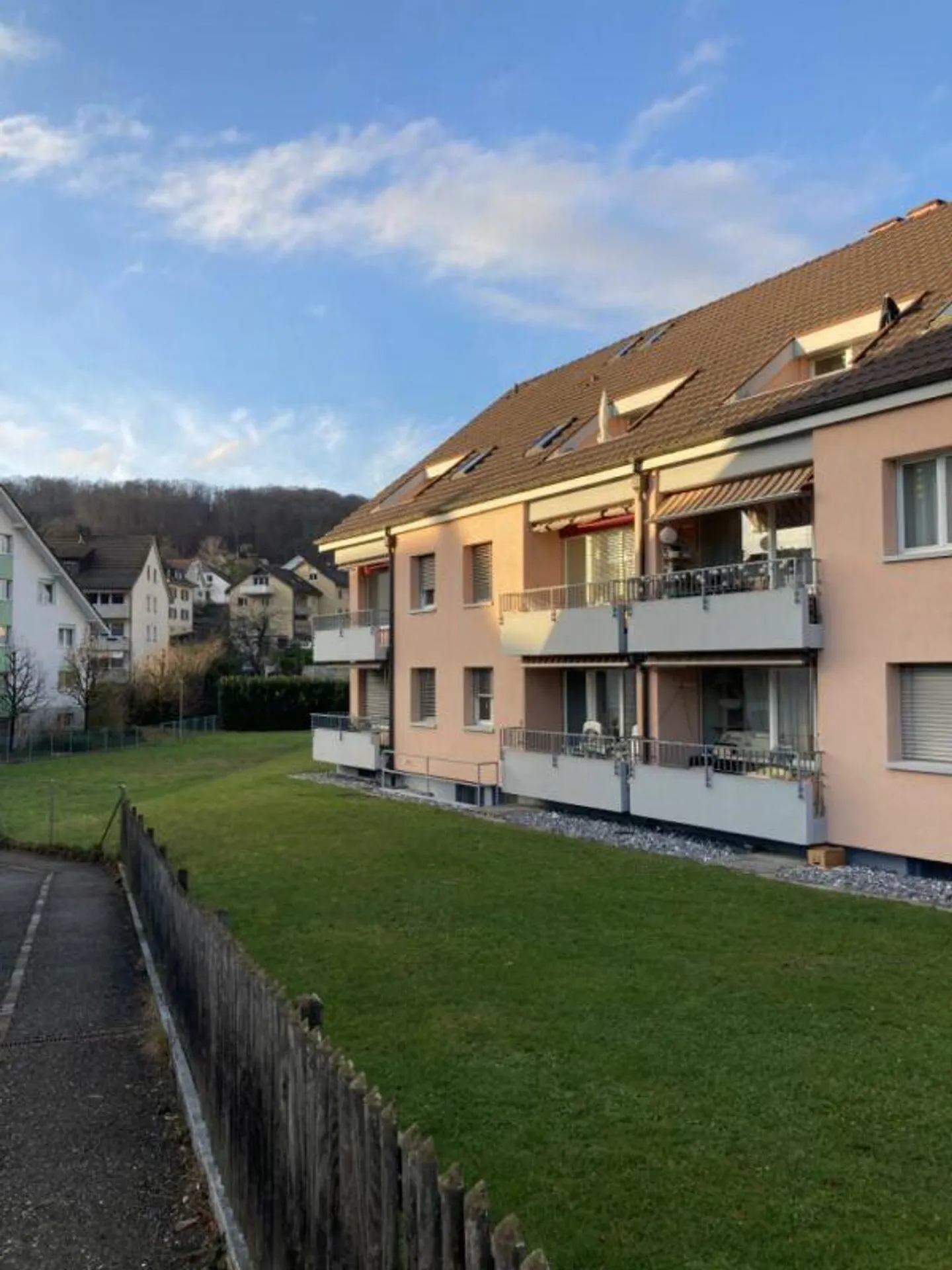 Frenkendorf / 3 Zimmer Erdgeschosswohnung - Foto 2 von 9