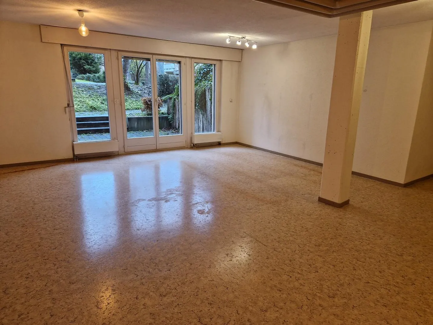 Craft Room for Rent 37m² - Photo 3 of 6