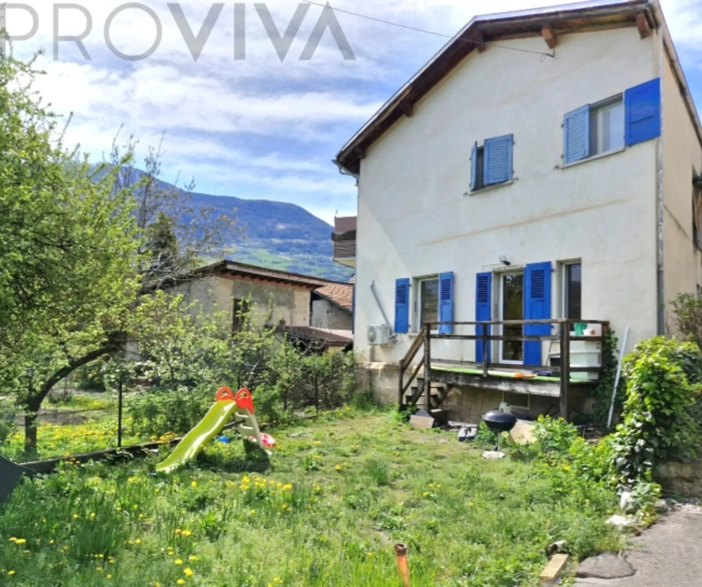 «7.5 Room bifamiliare» - Foto 1 di 5