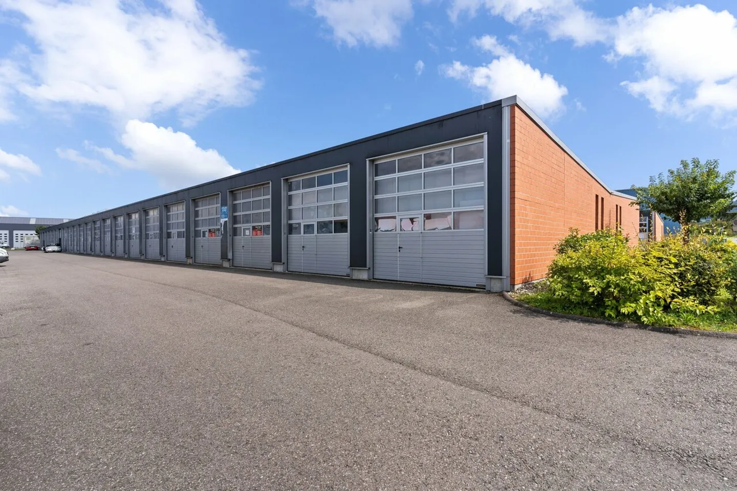 1 Box von 60 m2 - Erdgeschoss - Lkw-Zugang - Foto 5 von 7