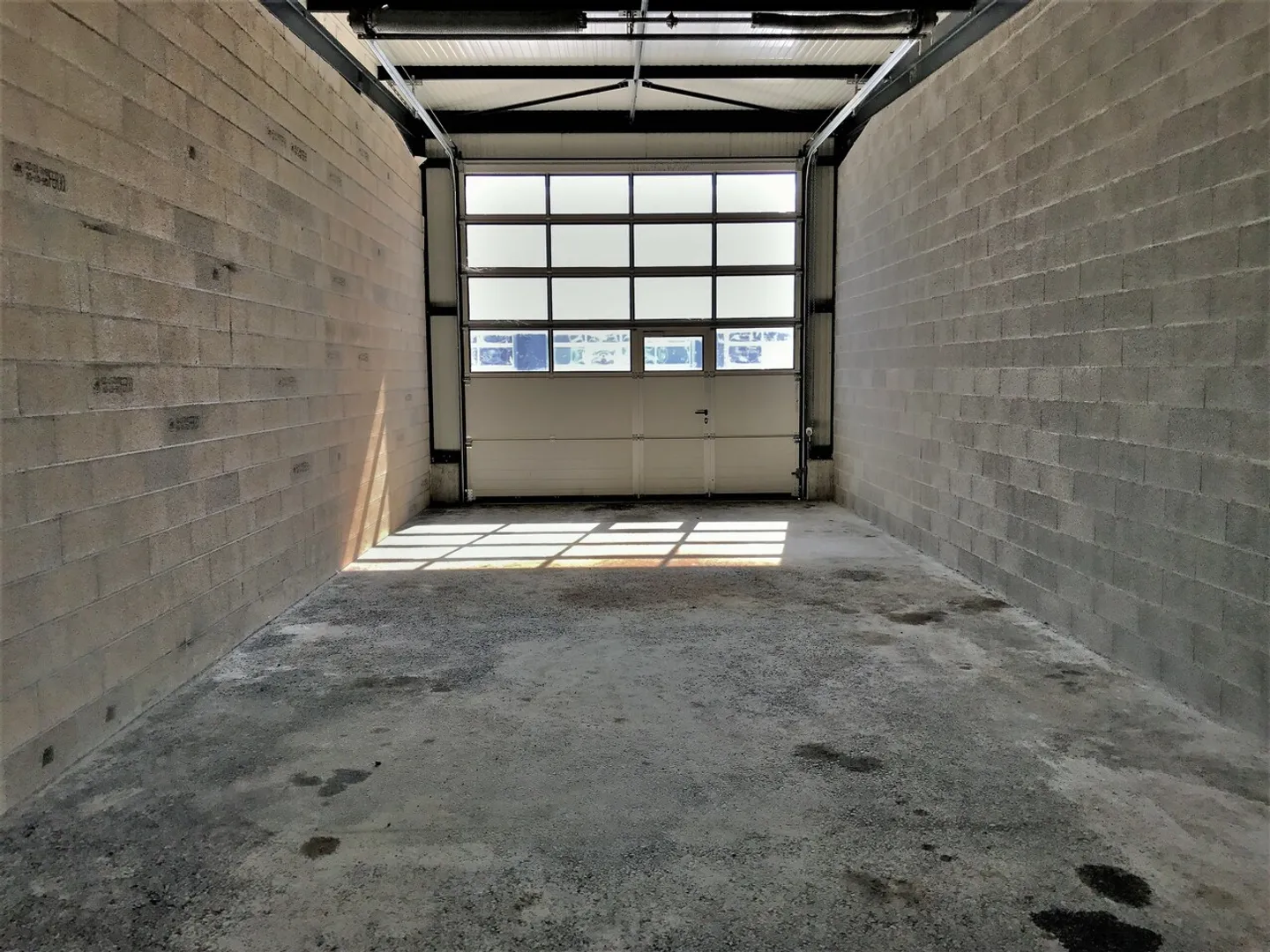 1 Box von 60 m2 - Erdgeschoss - Lkw-Zugang - Foto 7 von 7