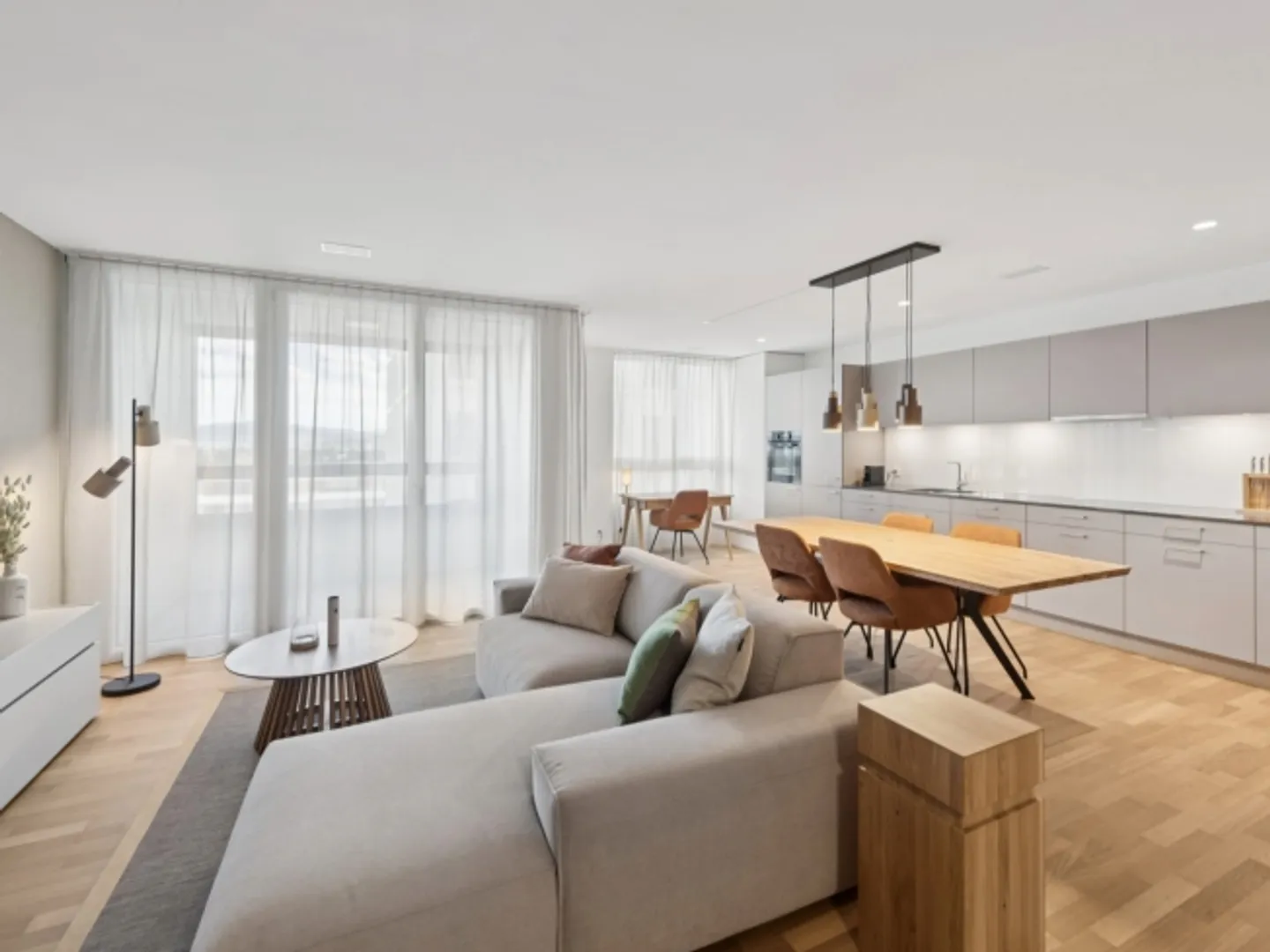 «Möblierte Apartments mit Madrid Flair  direkt im grössten Shoppingcenter der Schweiz!» - Foto 2 von 9