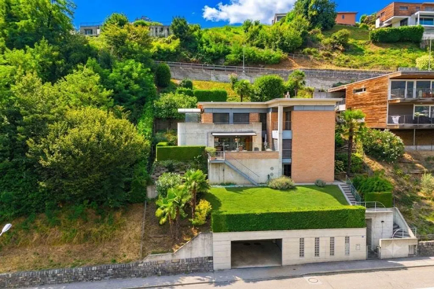 Canobbio - Independent Villa - Photo 1 of 12