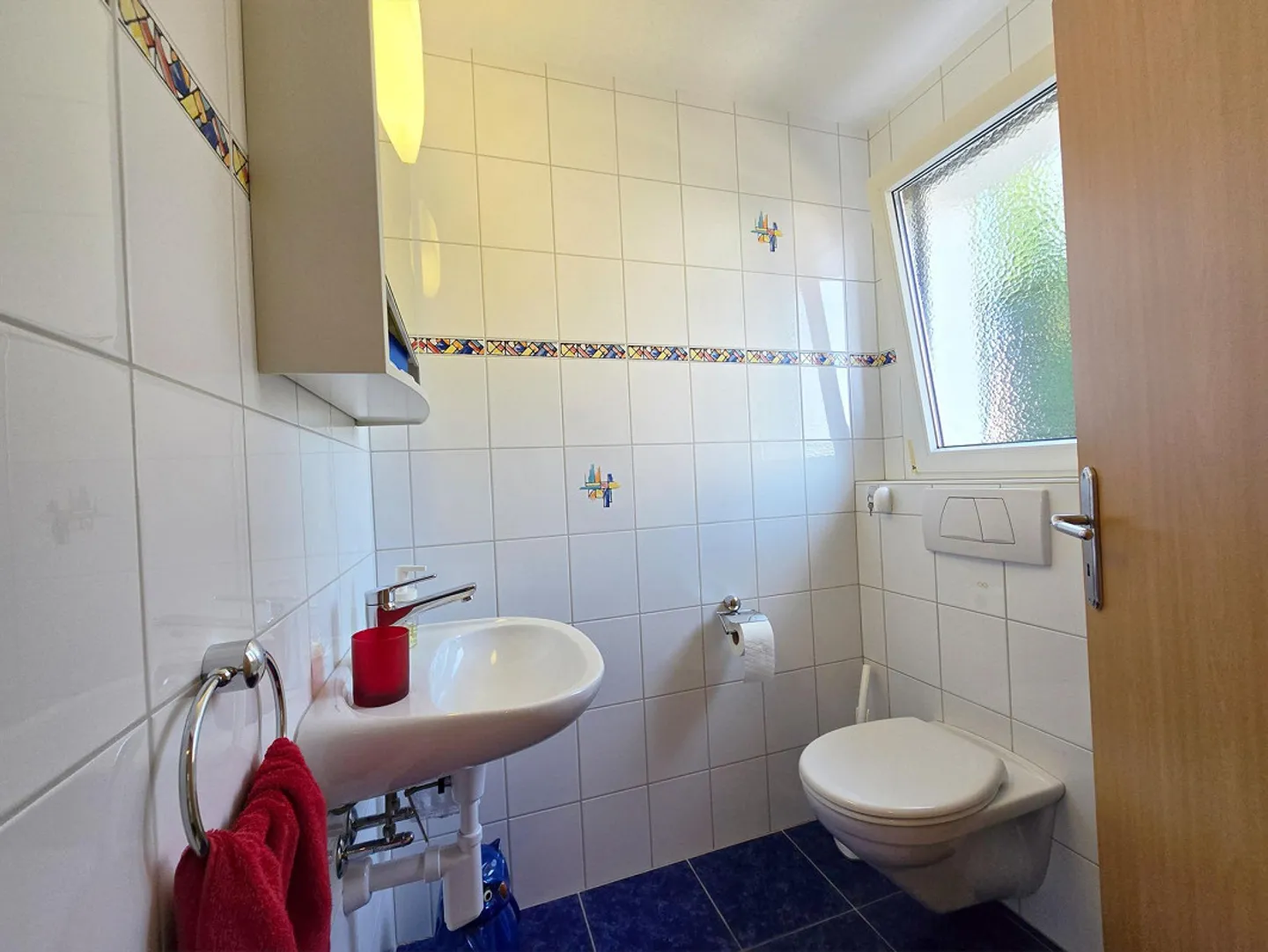 5.5-Zimmer-Doppeleinfamilienhaus an familienfreundlicher Lage - Foto 6 di 10