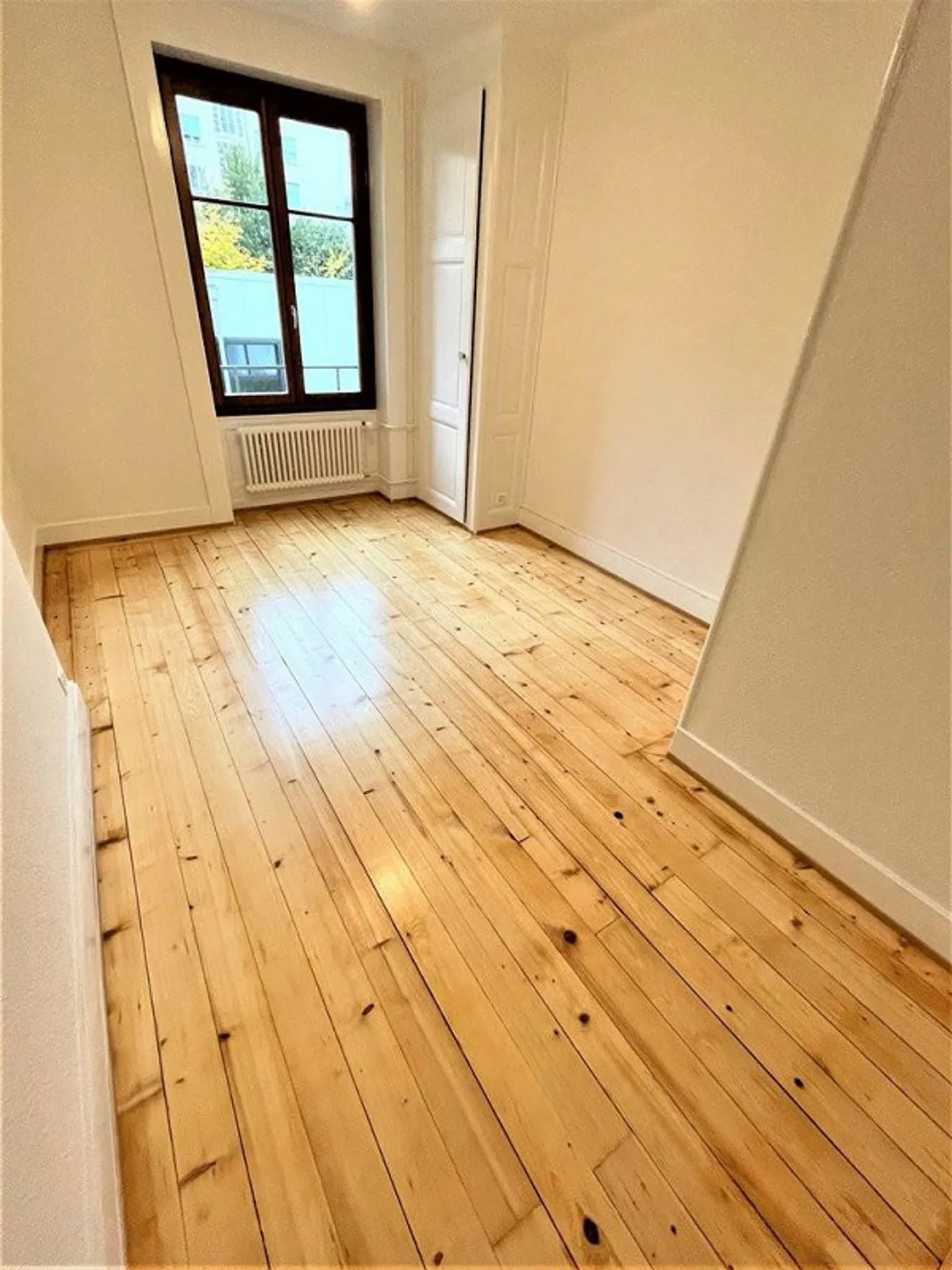 Close to Cornavin Station - Photo 6 of 8