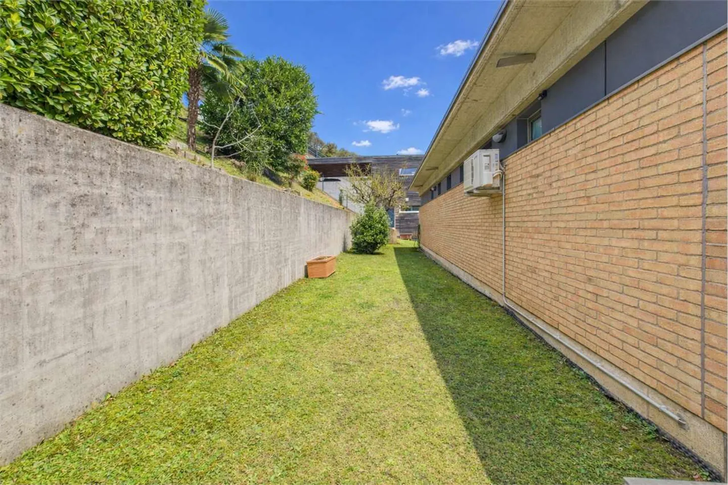 Canobbio - Independent Villa - Photo 10 of 12