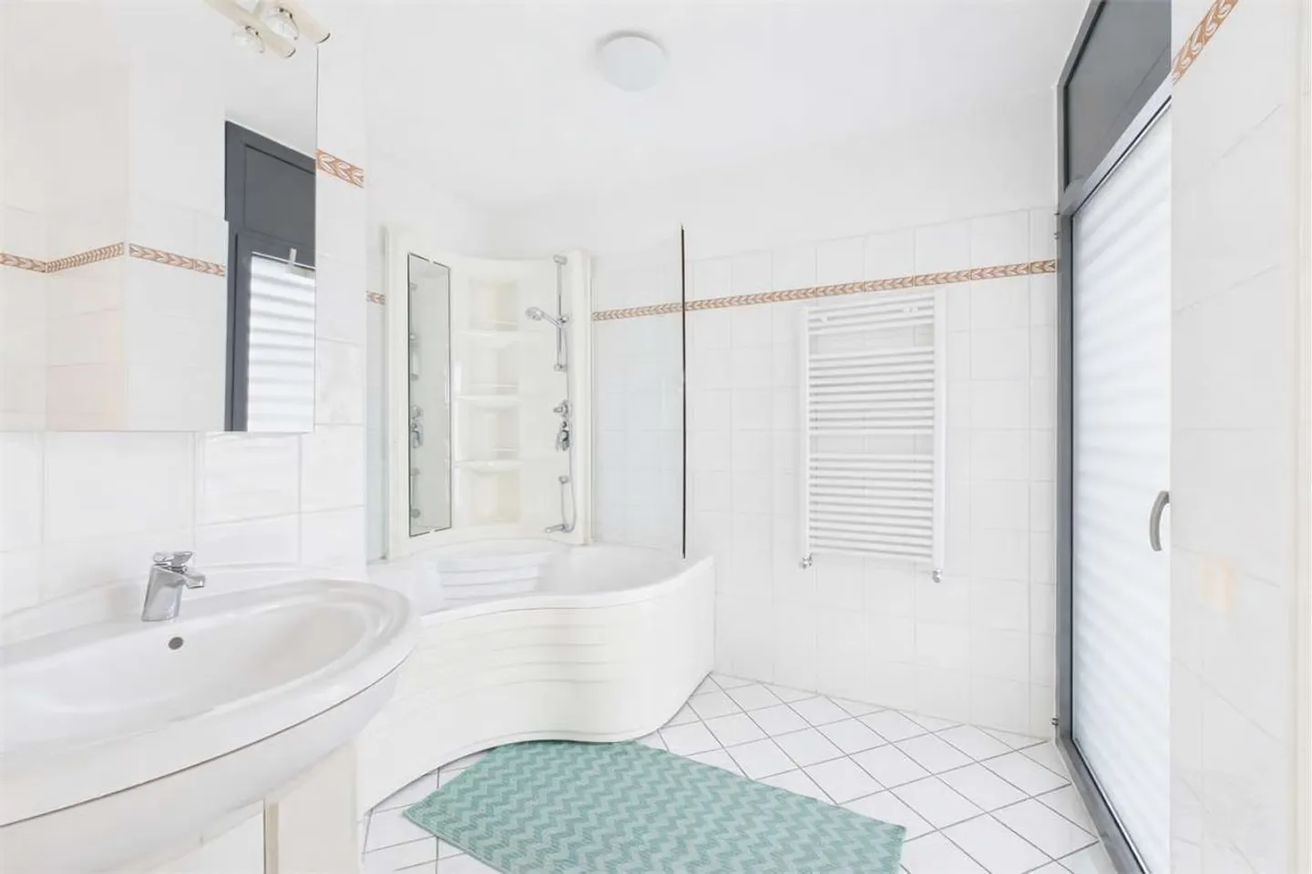 Canobbio - Independent Villa - Photo 11 of 12