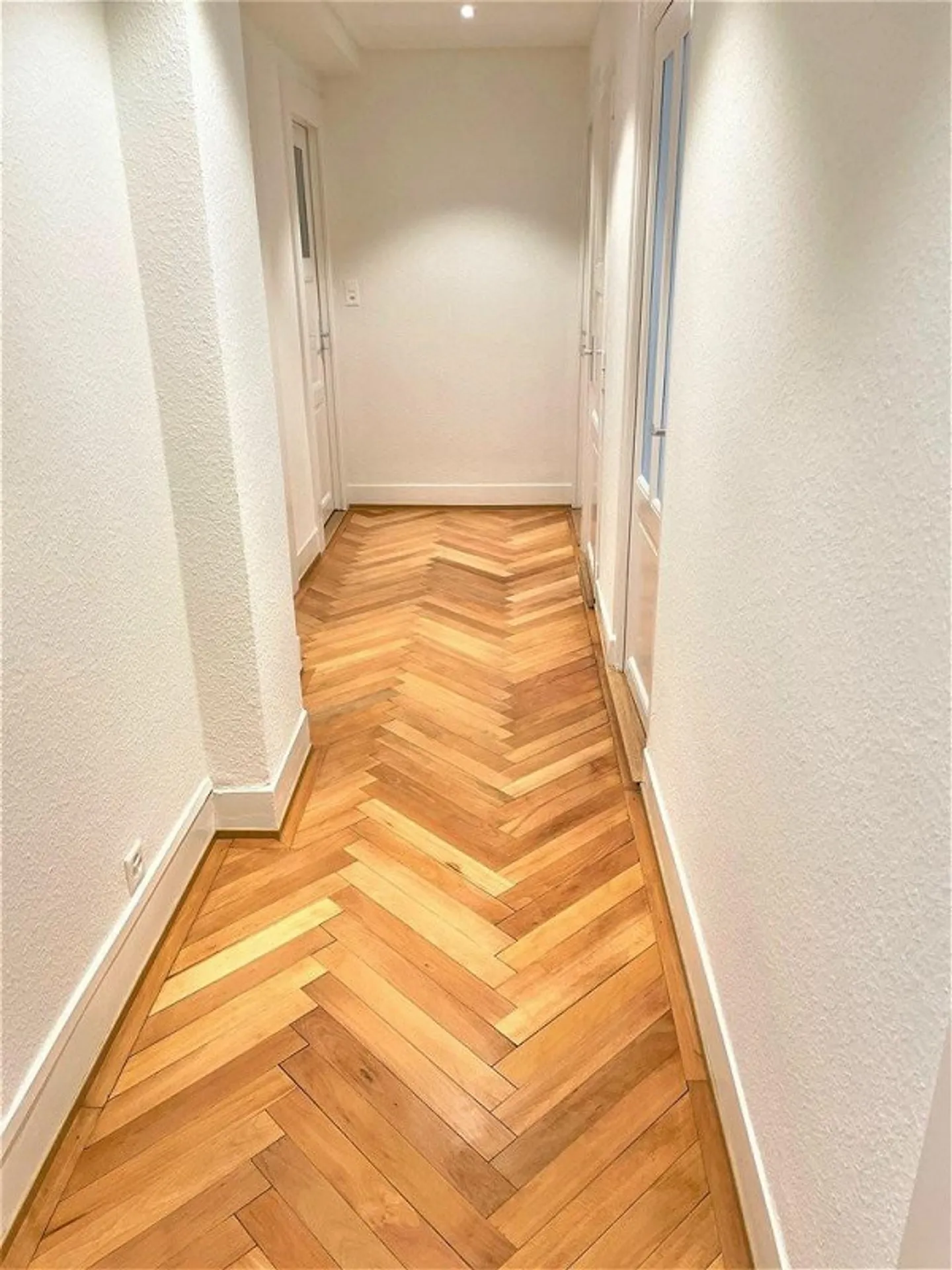 Close to Cornavin Station - Photo 8 of 8