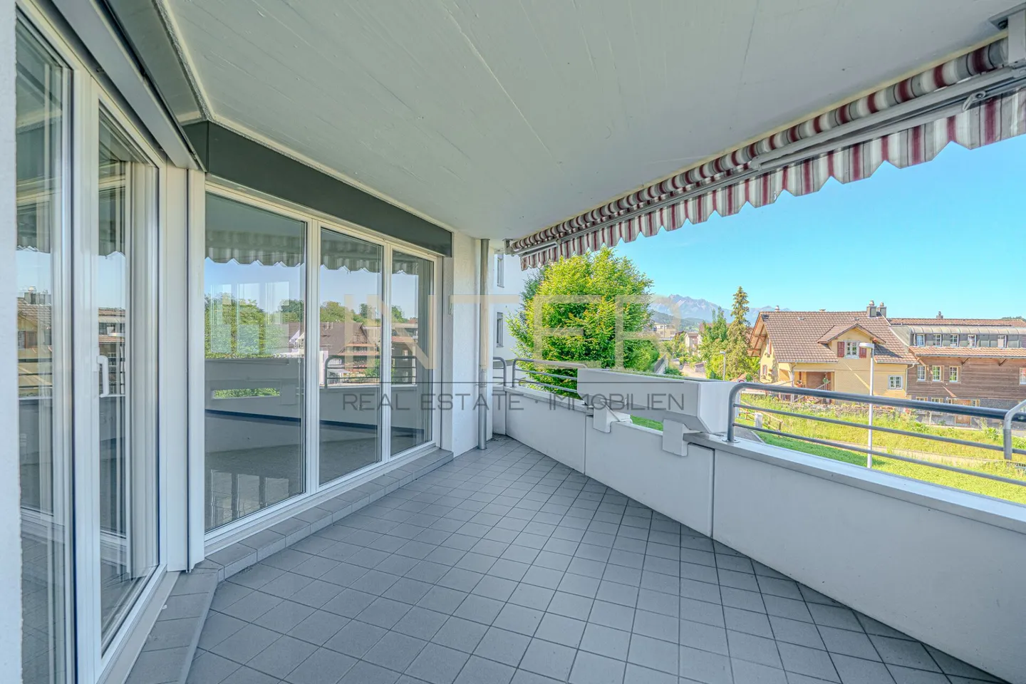 202m² Maison de rêve au centre de Root - Appartement 5.5 pièces - Photo 12 sur 17