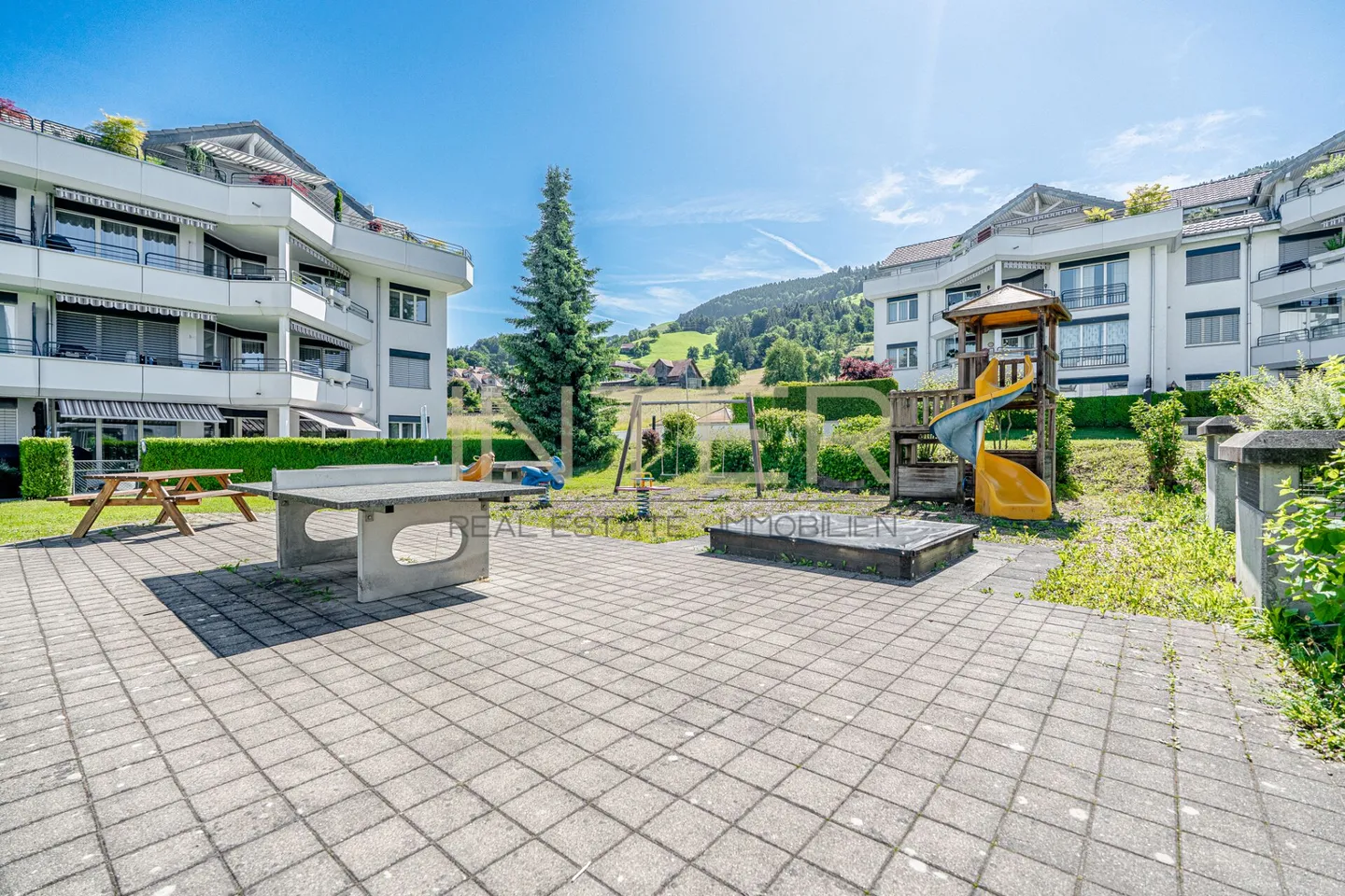 202m² Maison de rêve au centre de Root - Appartement 5.5 pièces - Photo 15 sur 17