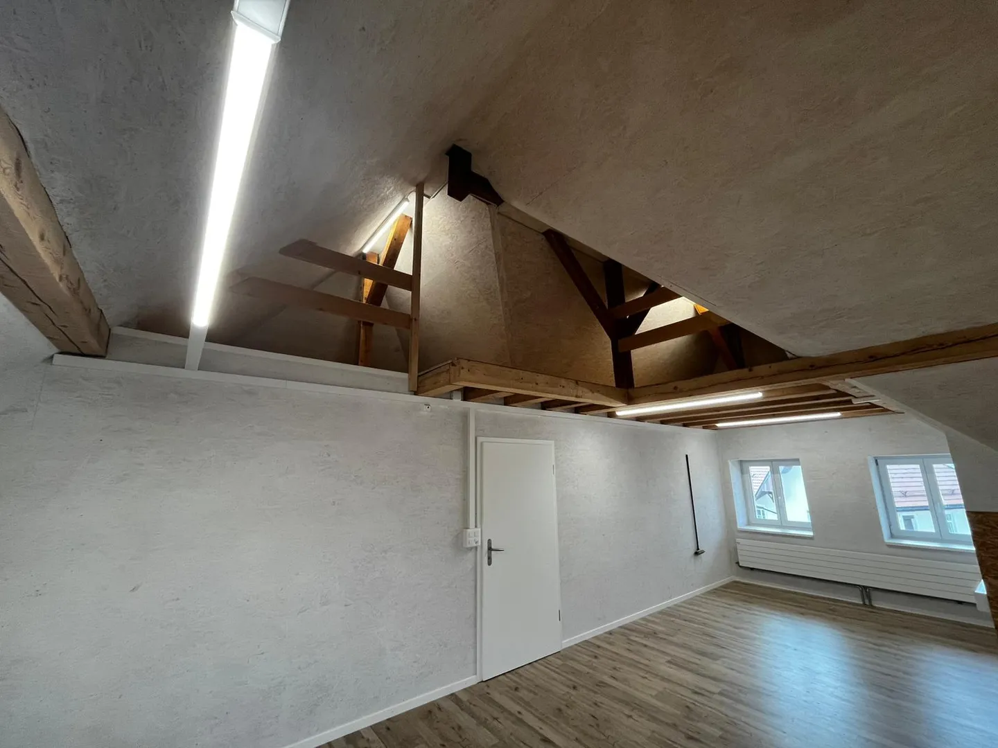 Modernes Gewerbeobjekt zu Vermieten - Foto 3 von 5